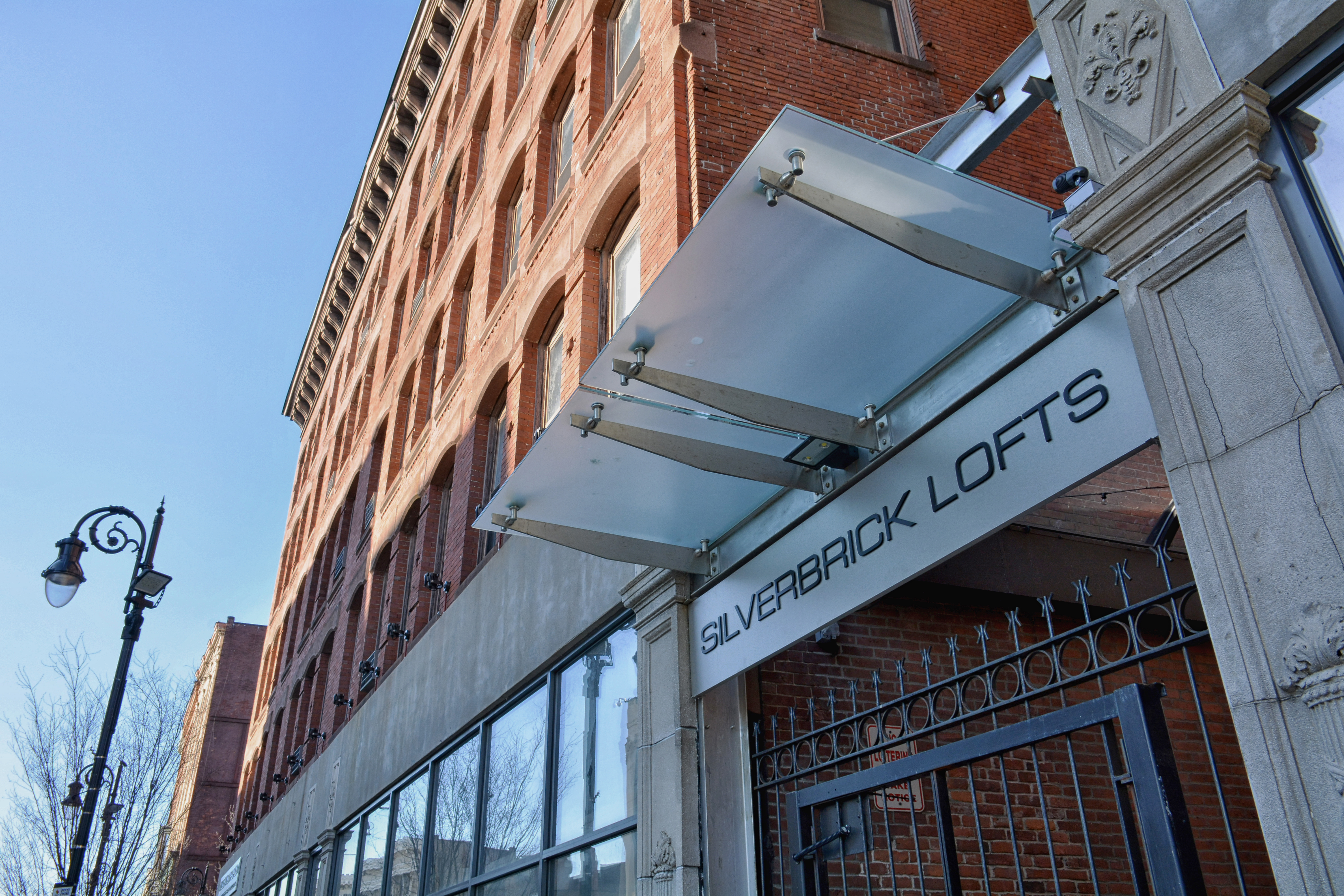 In the midst of heat wave, tenant at luxury SilverBrick Lofts in 