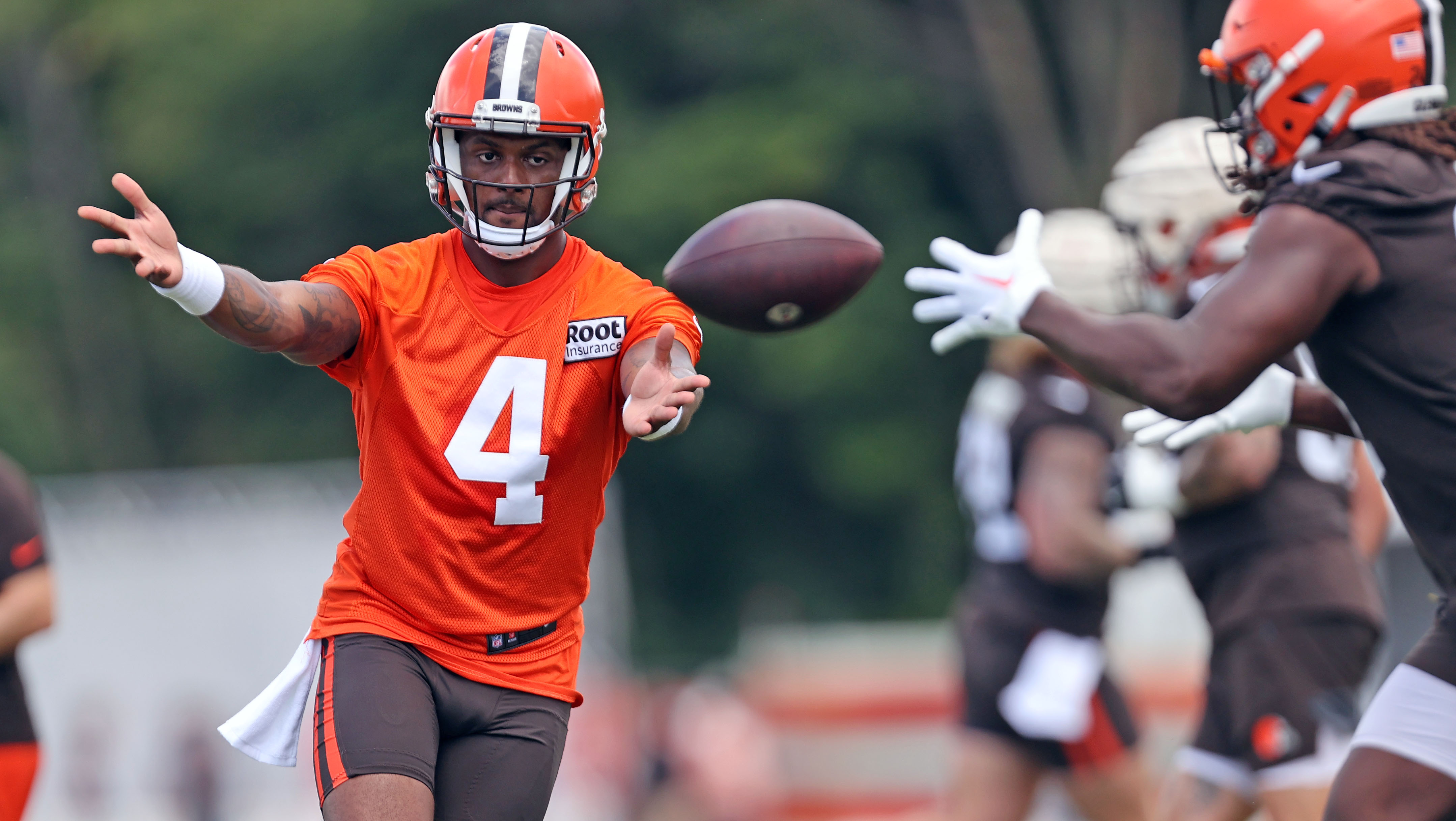 Browns not seeking a first-rounder for Baker Mayfield; his trade request  didn't drive Deshaun Watson deal: Browns Insider 