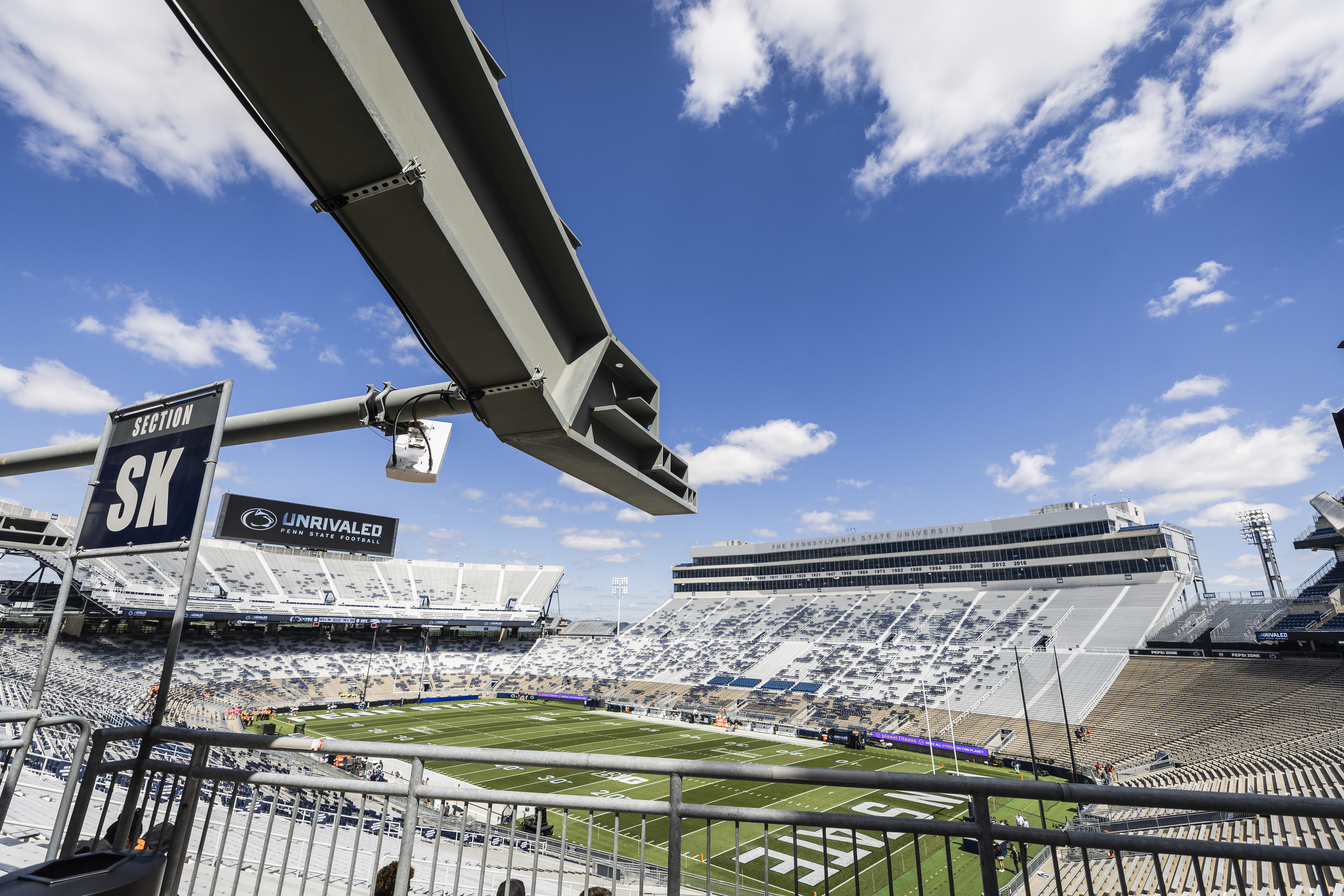 [WV PROJECT]★REST STADIUM JUMPER Kansas City's women's soccer stadium scored big. Can Denver do