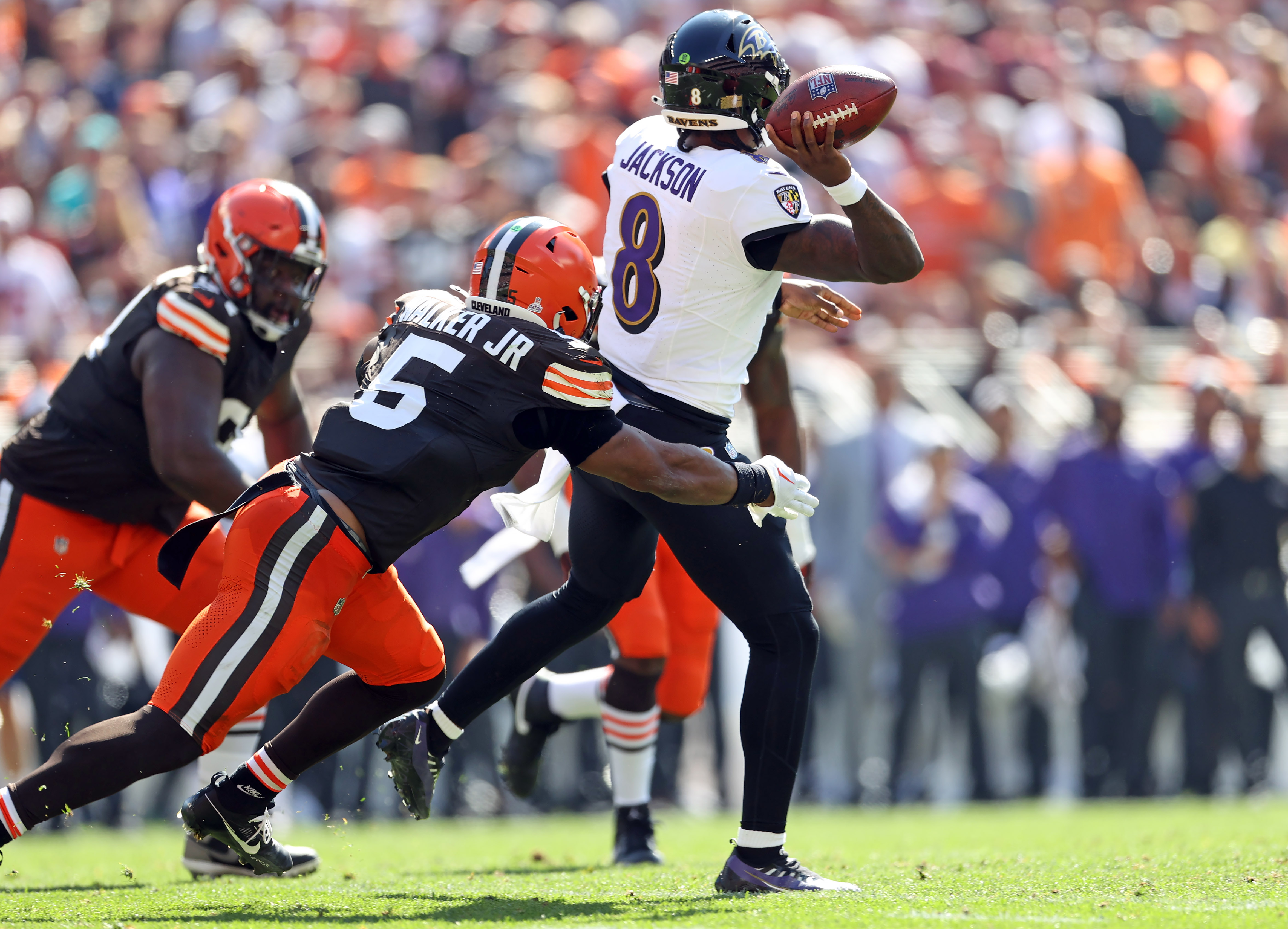 Baltimore Ravens Quarterback Lamar Jackson Vs. Cleveland Browns ...