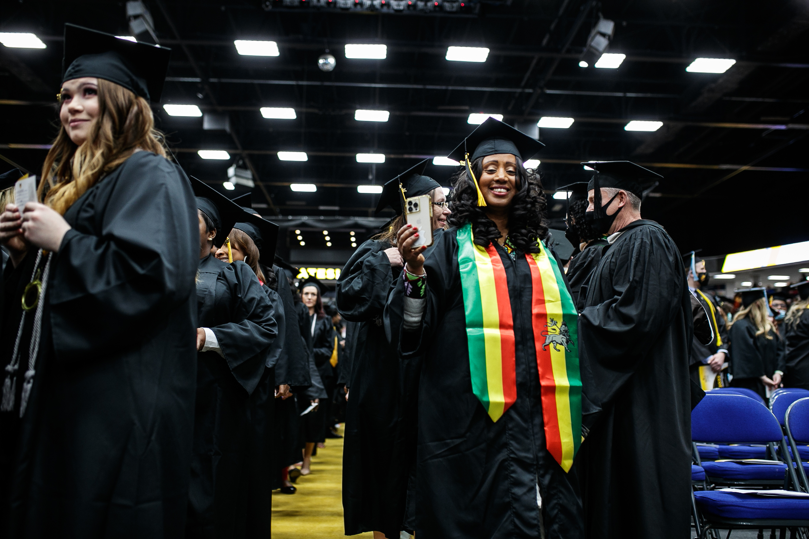 Nearly 400 graduates celebrate as Mott Community College hosts in ...