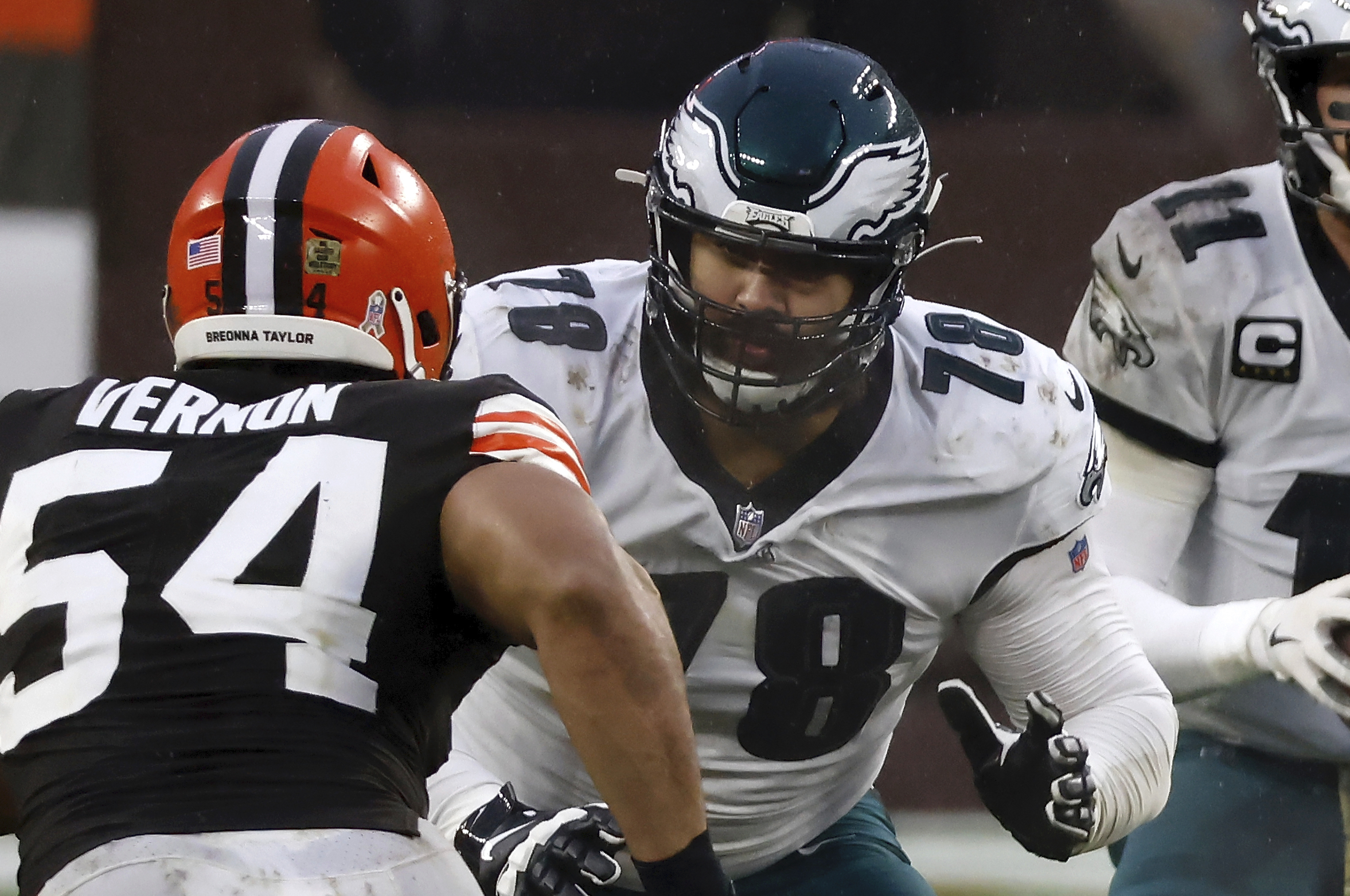 Philadelphia Eagles guard Sua Opeta (78) and Detroit Lions