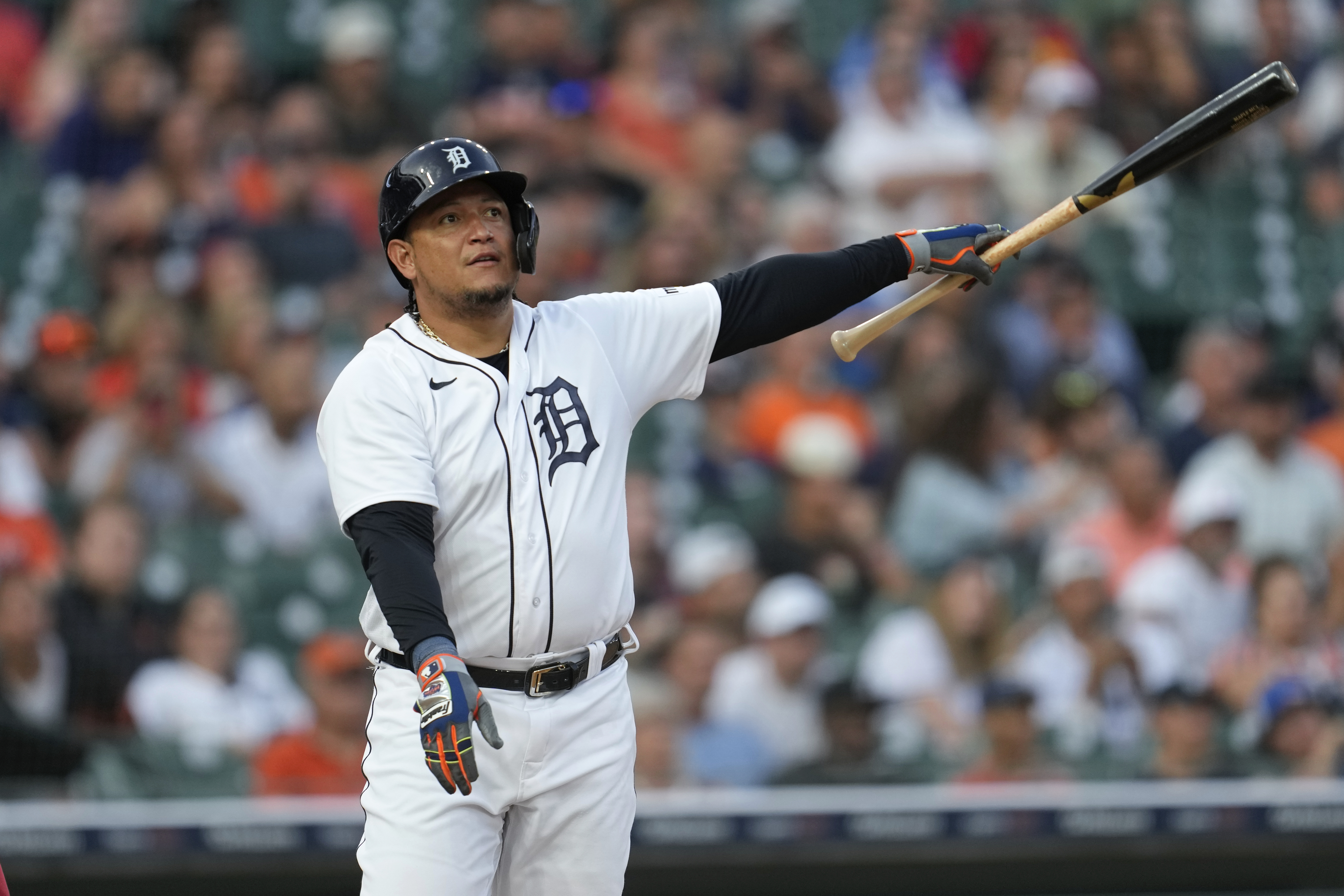Miguel Cabrera's future with Detroit Tigers uncertain amid knee issue