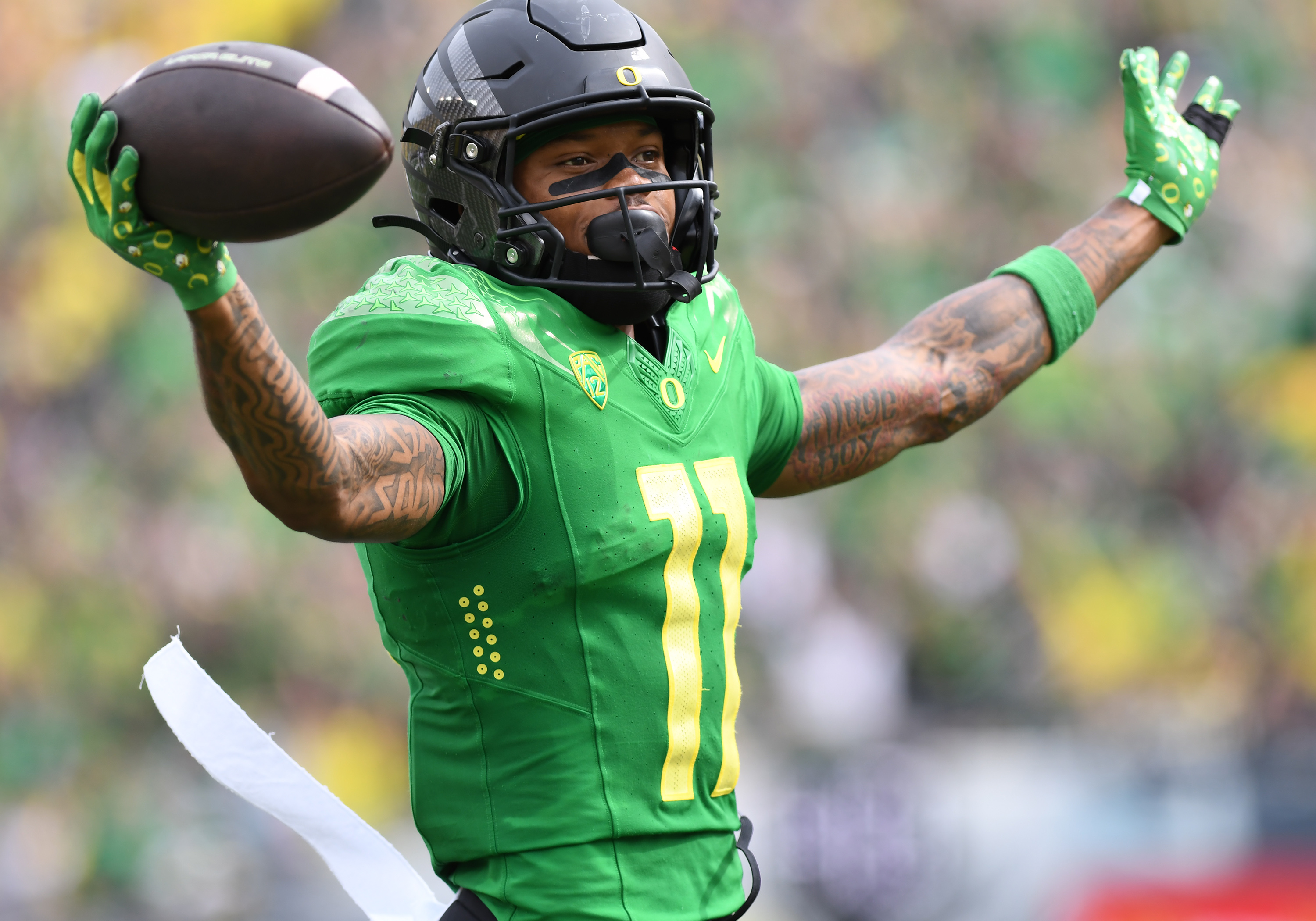 LOOK: End zone fight breaks out during Oregon vs. Oregon State