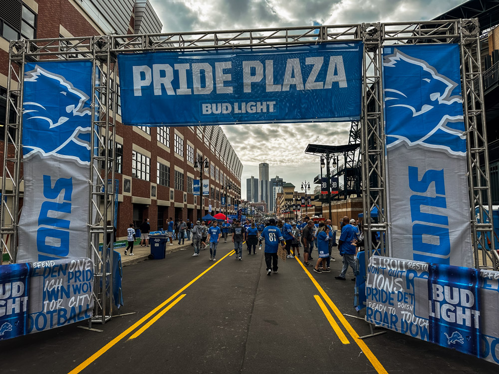 Tailgate scene before the Detroit Lions 2023 home opener 