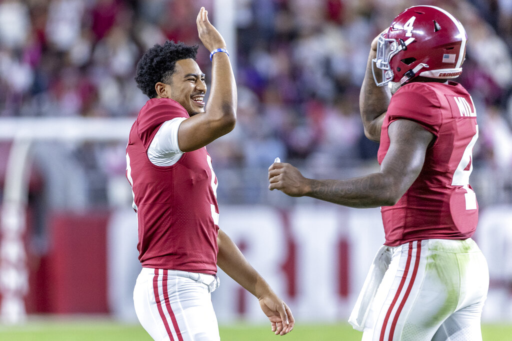 Alabama's Bryce Young doesn't start against Texas A&M