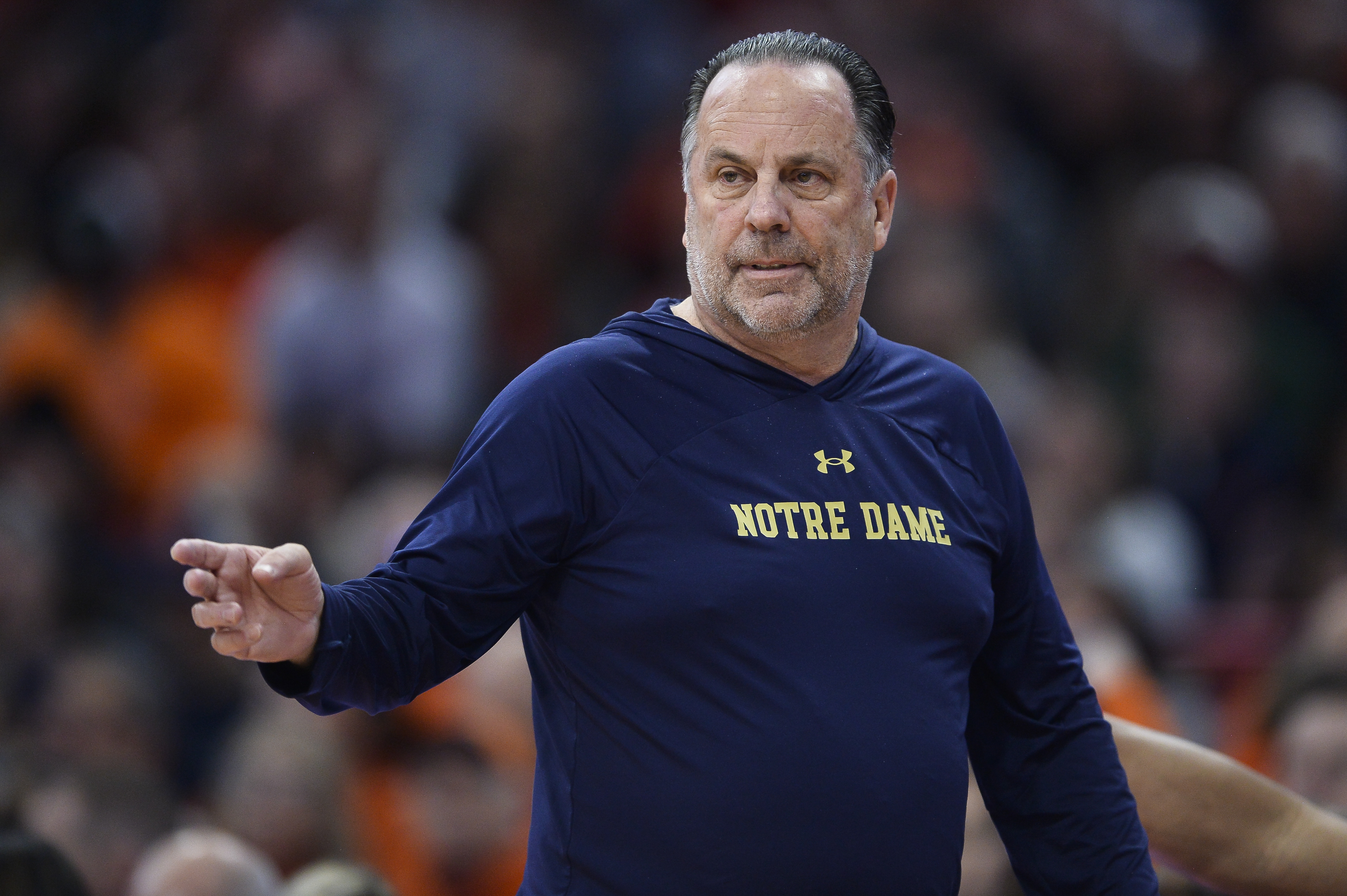 Notre Dame basketball coach Mike Brey stepping down after season 