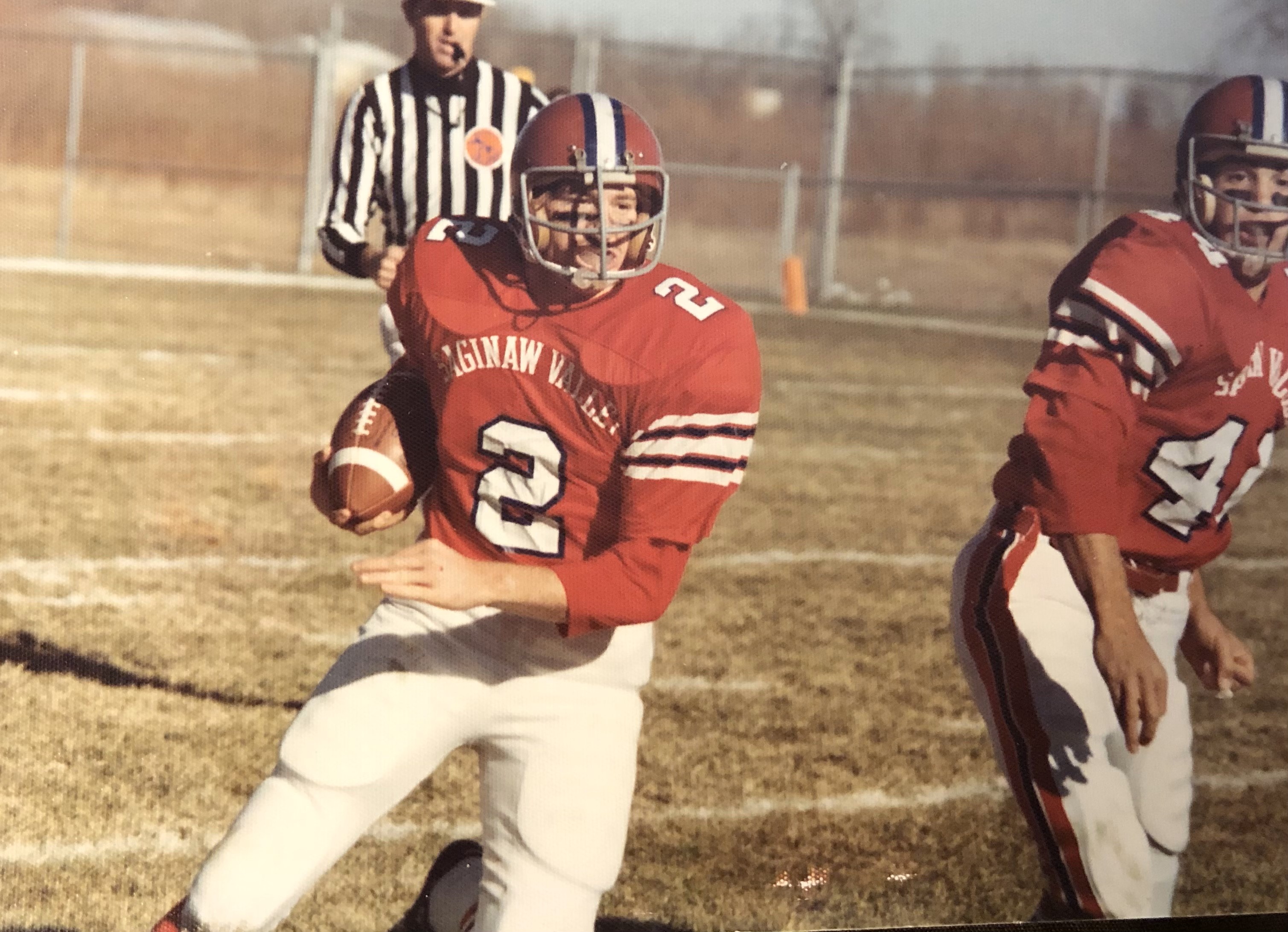 Painting honors Western Pennsylvania's Hall of Fame quarterbacks