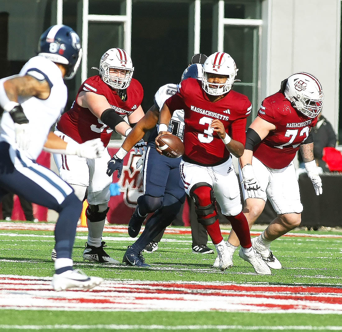 UMass Football vs Conn. 11/25/23 - masslive.com