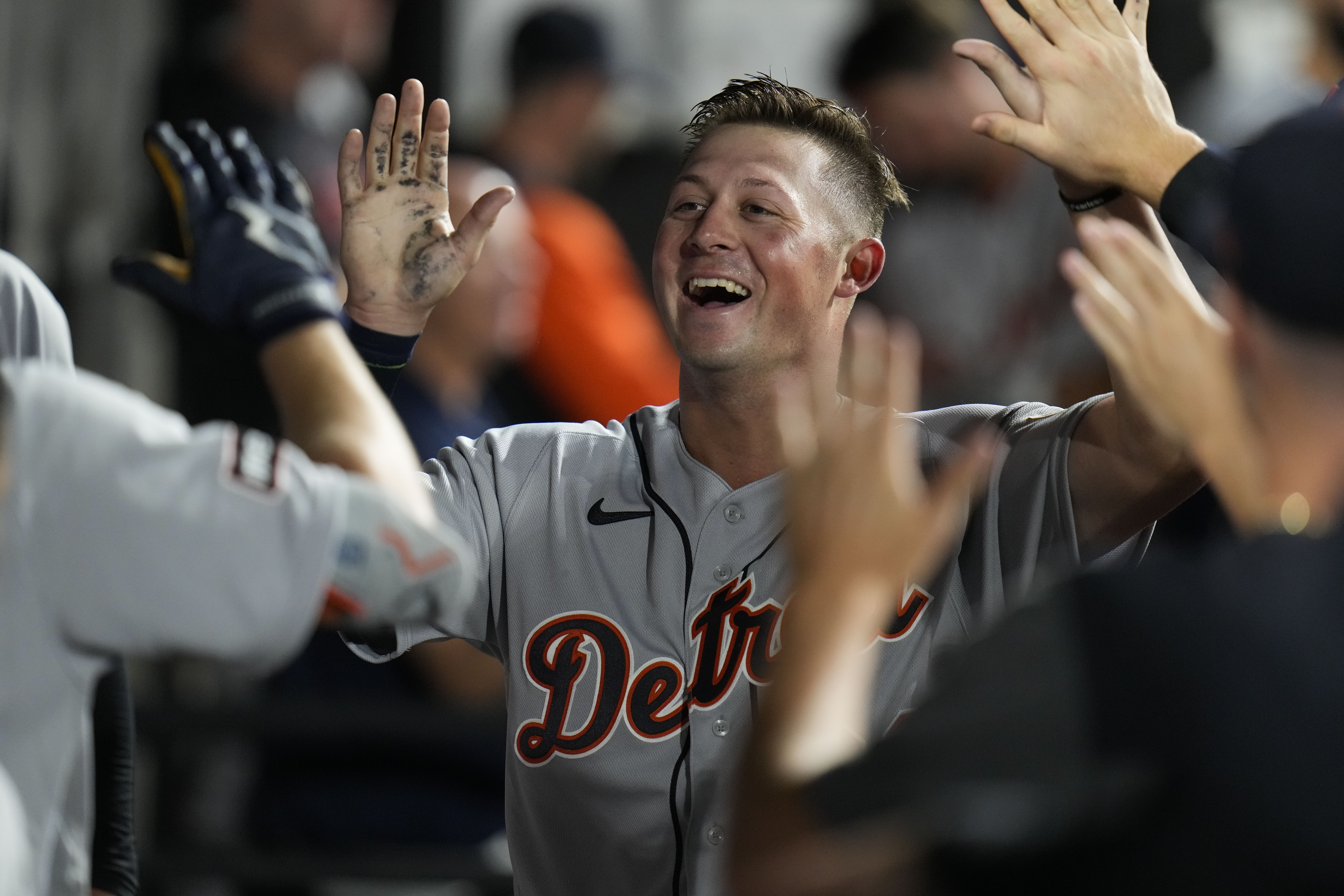 Eduardo Rodriguez pitches into 7th inning as Tigers beat White Sox 4-2