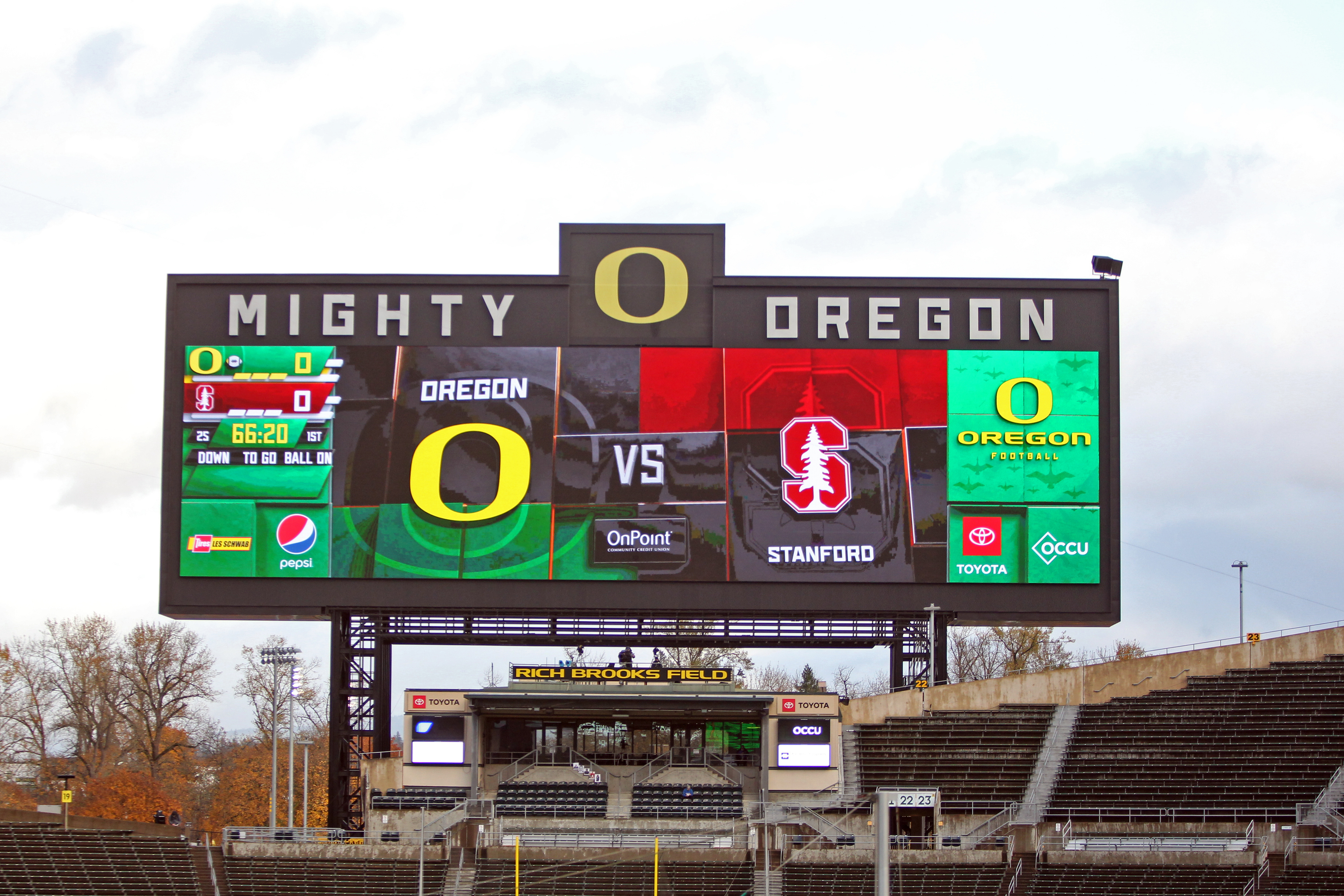 With $41M Michigan Stadium scoreboards proposed, a look at other