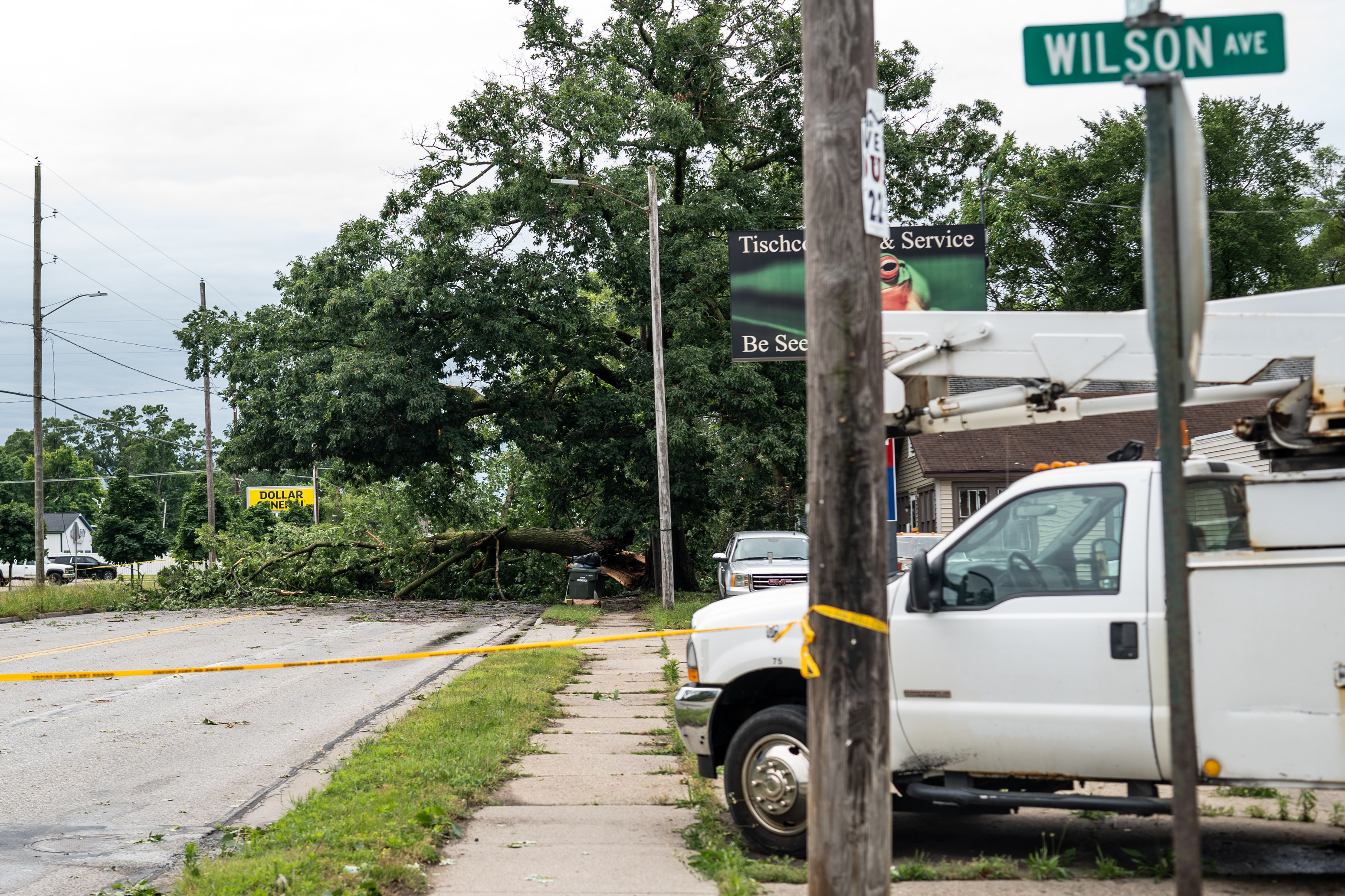Storm leaves thousands in Muskegon without power, tree damage - mlive.com
