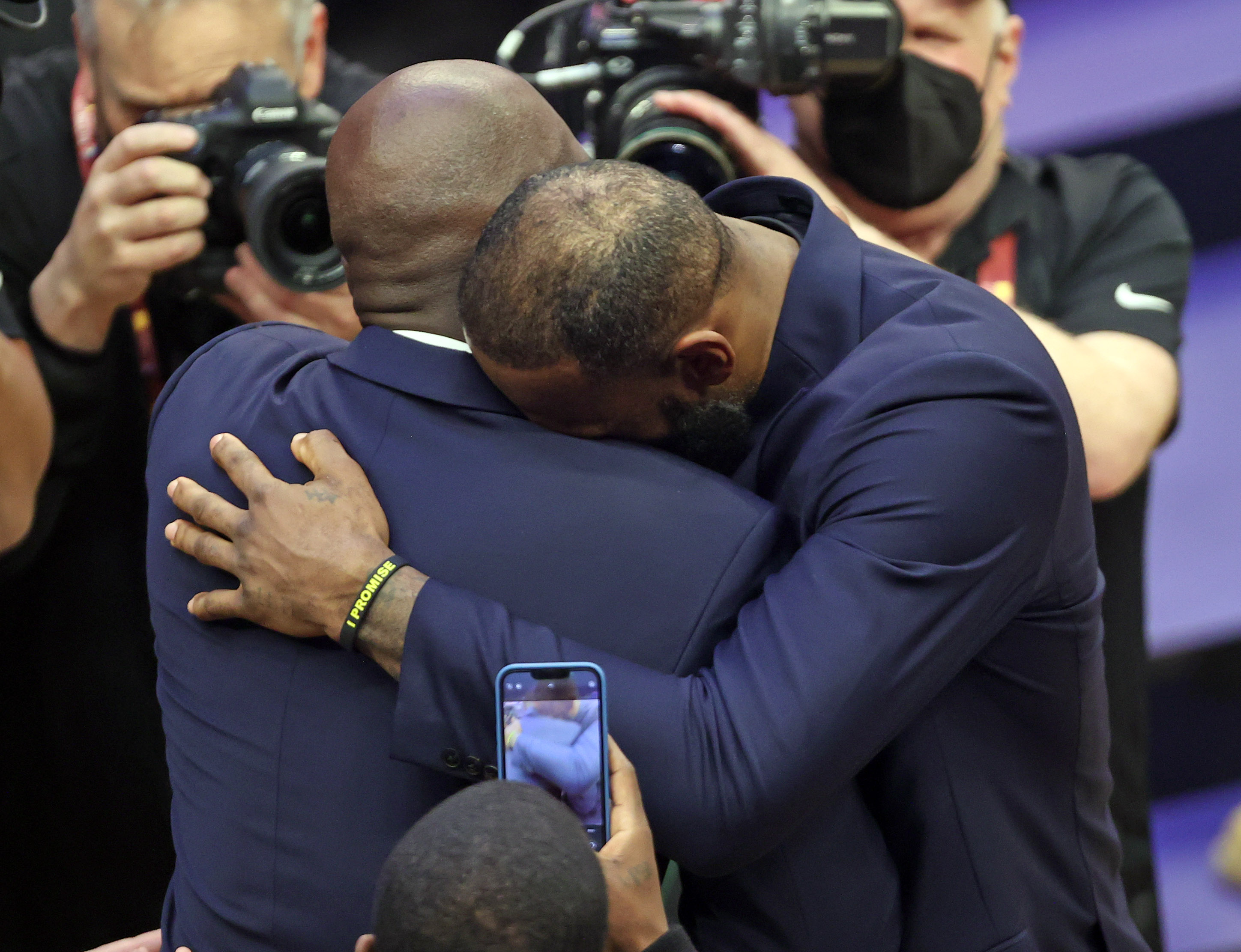 LeBron James and Michael Jordan reunite at NBA All-Star Game 2022