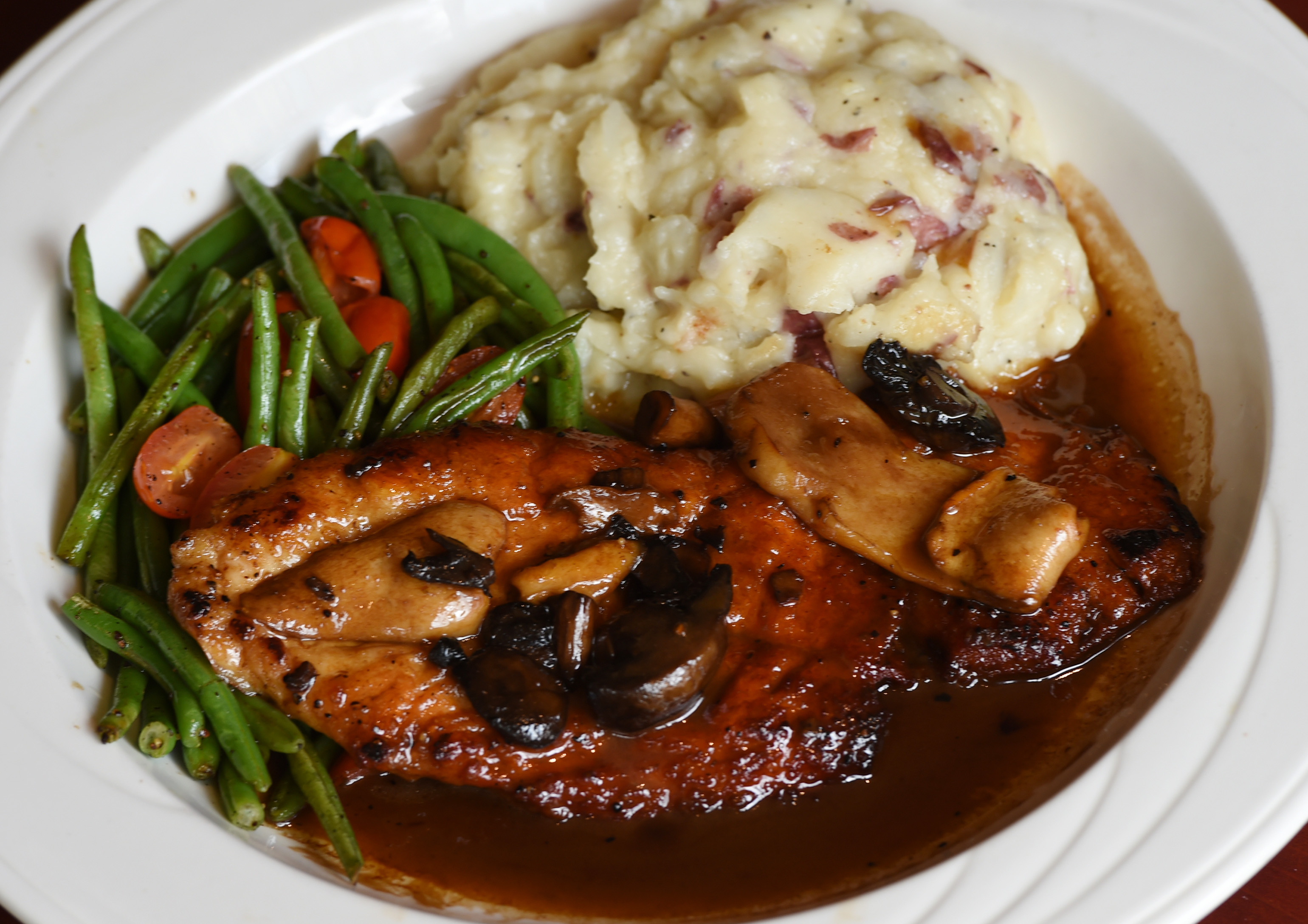 Local Eats Bella Notte Ristorante in downtown Jackson