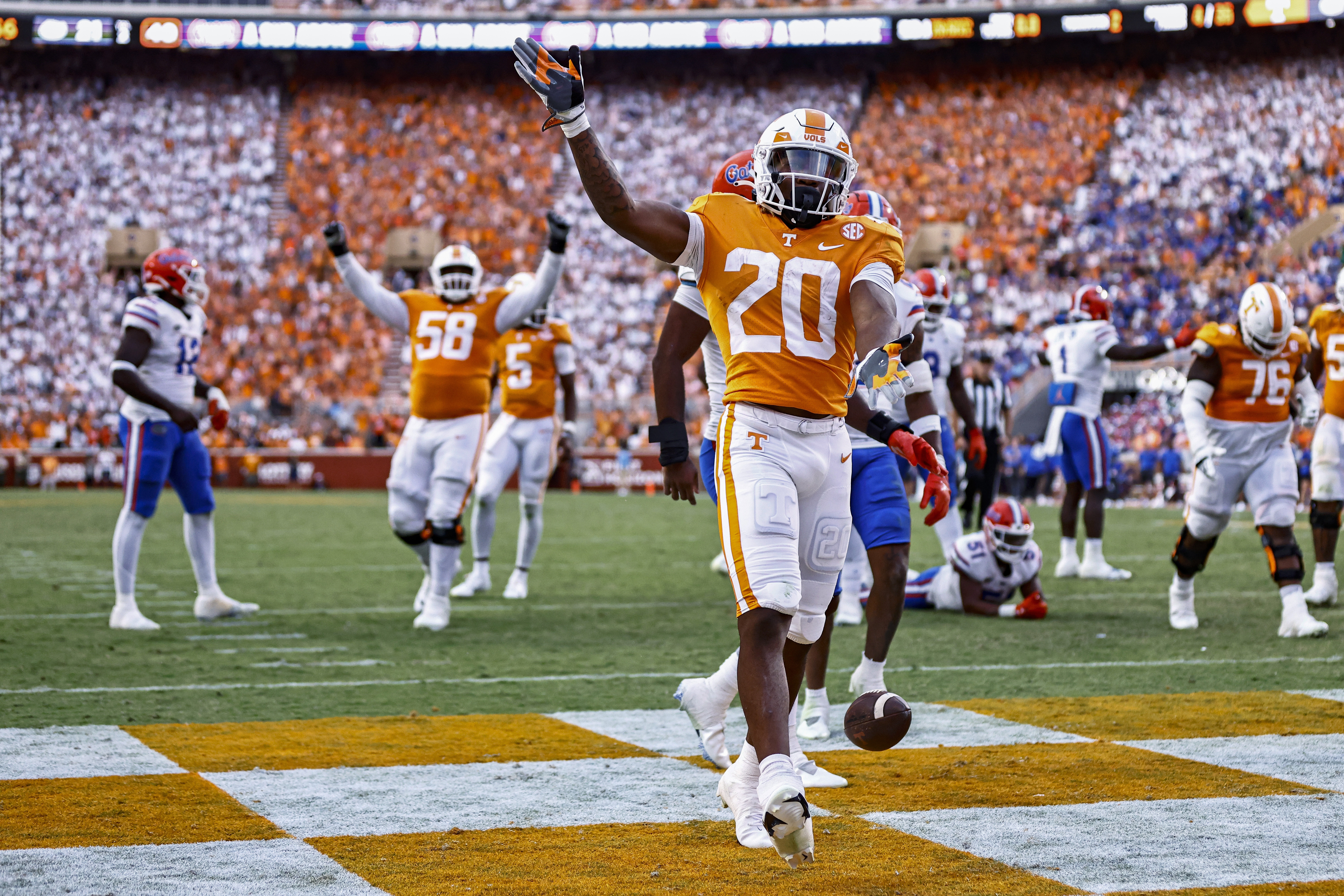 8 Black starting quarterbacks in the AP Top 25: 8. Tennessee (No. 25)