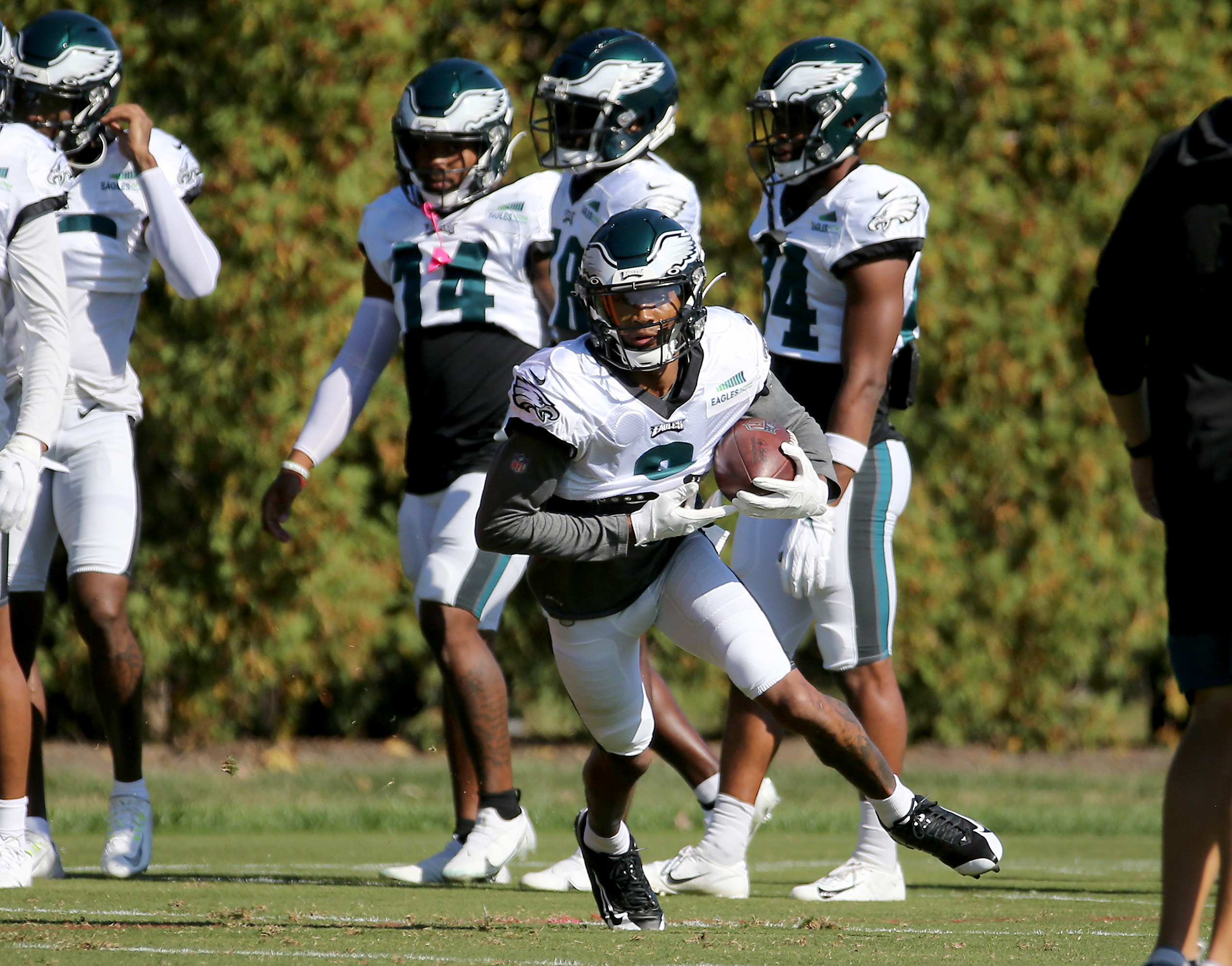 Philadelphia Eagles rookie WR DeVonta Smith plays with 'bigger purpose'  after events involving former teammate Henry Ruggs III - 6abc Philadelphia