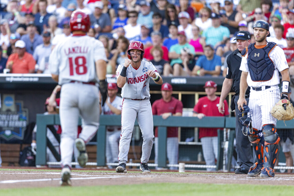 Live updates, scoreboard: Arkansas Razorbacks baseball, Auburn Tigers (June  21, 2022 - College World Series)