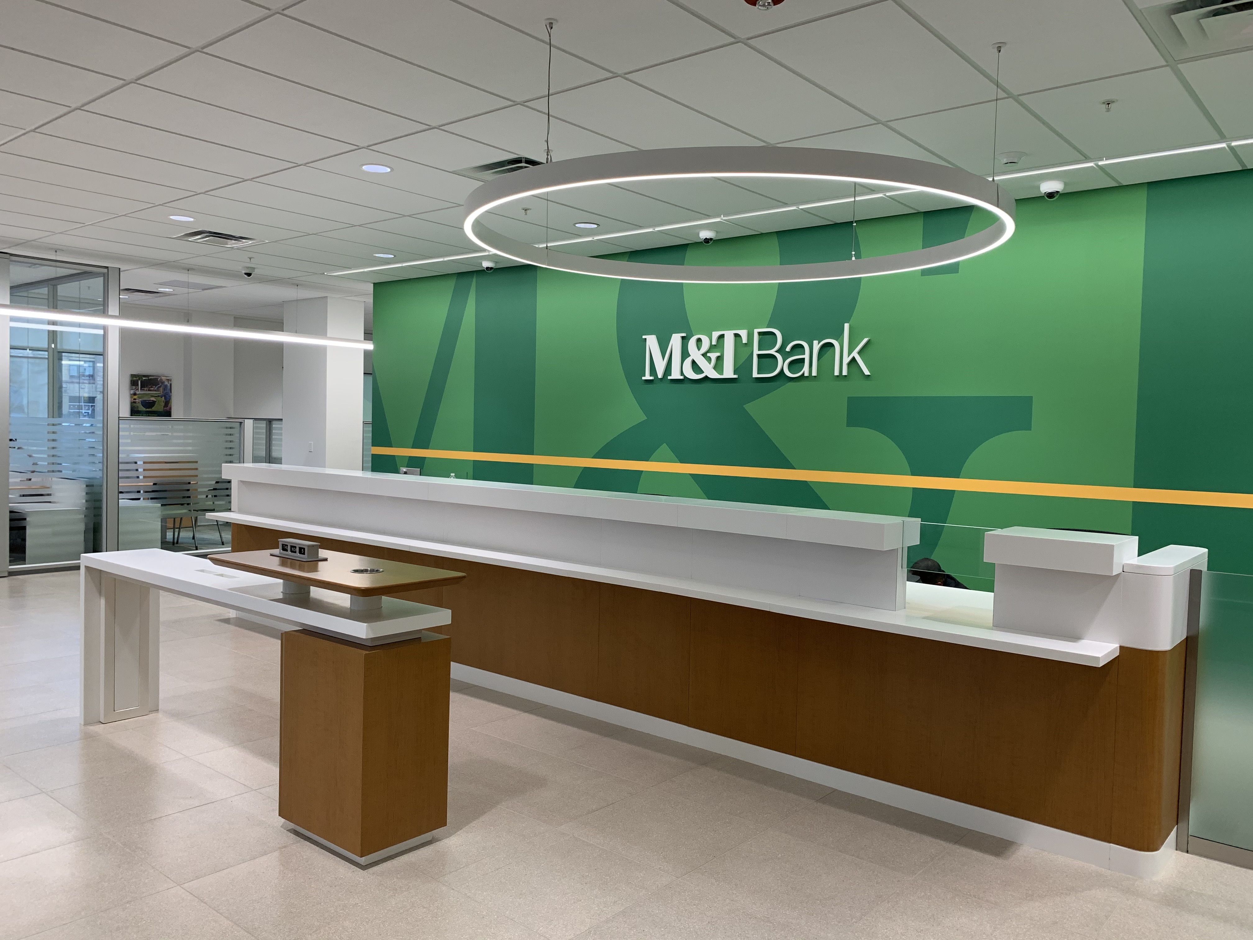 M&T Bank. T Bank. Банк Лайнс. Telephone Branch line. T me bank open ups