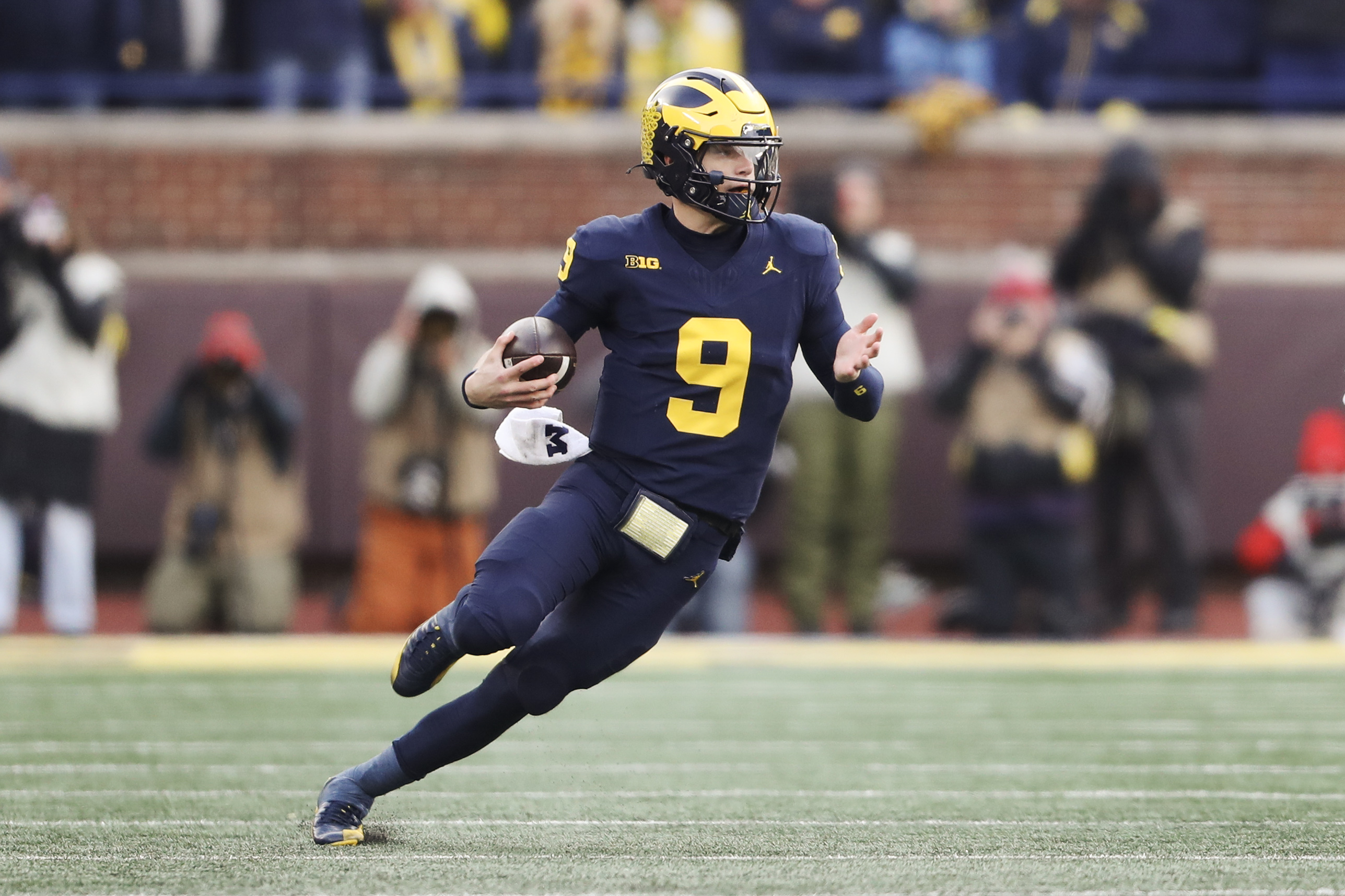 UM-OSU: How the Buckeyes, Wolverines stack up off the football