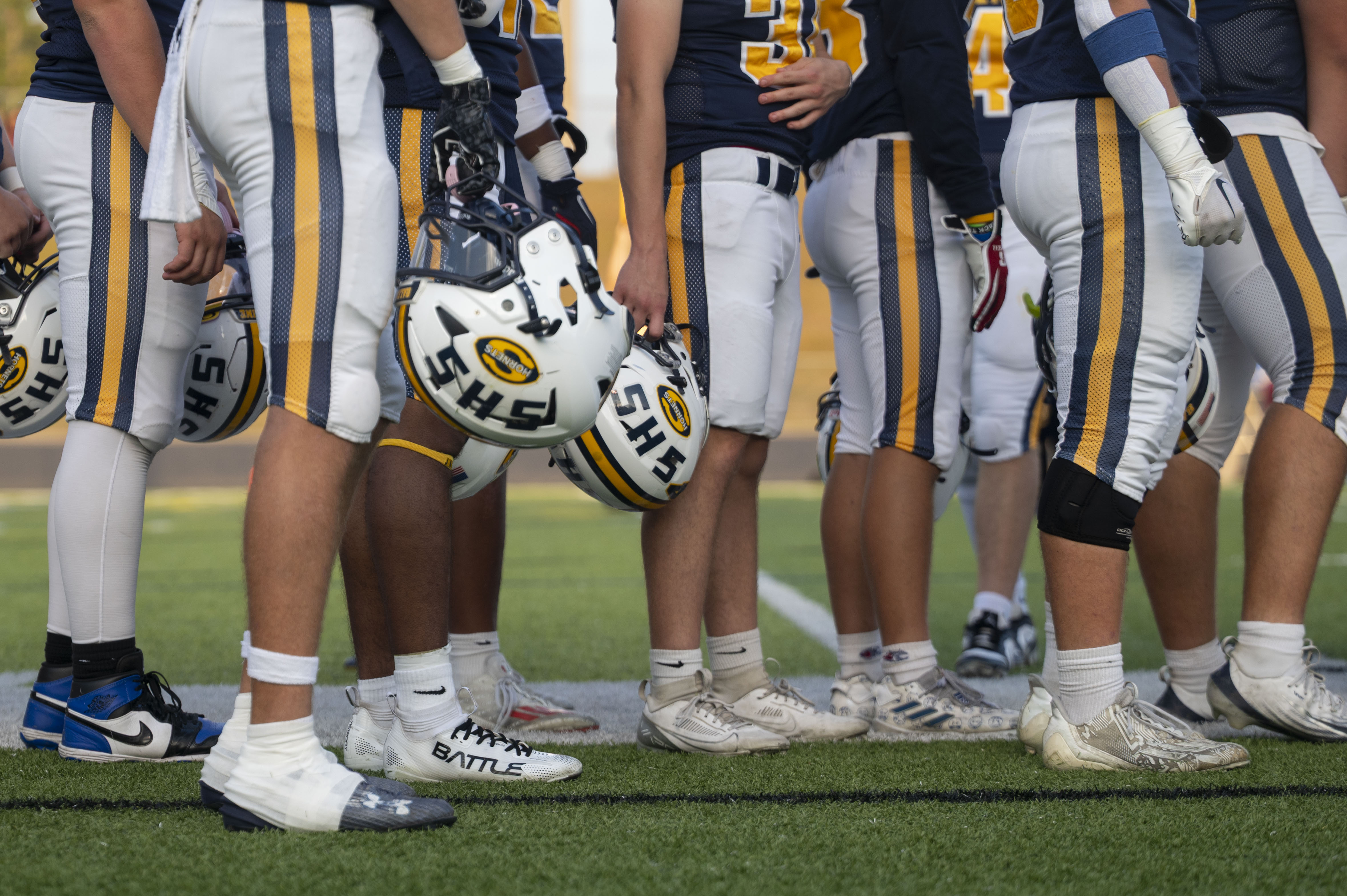 Saline football takes on Dexter in ranked matchup - mlive.com