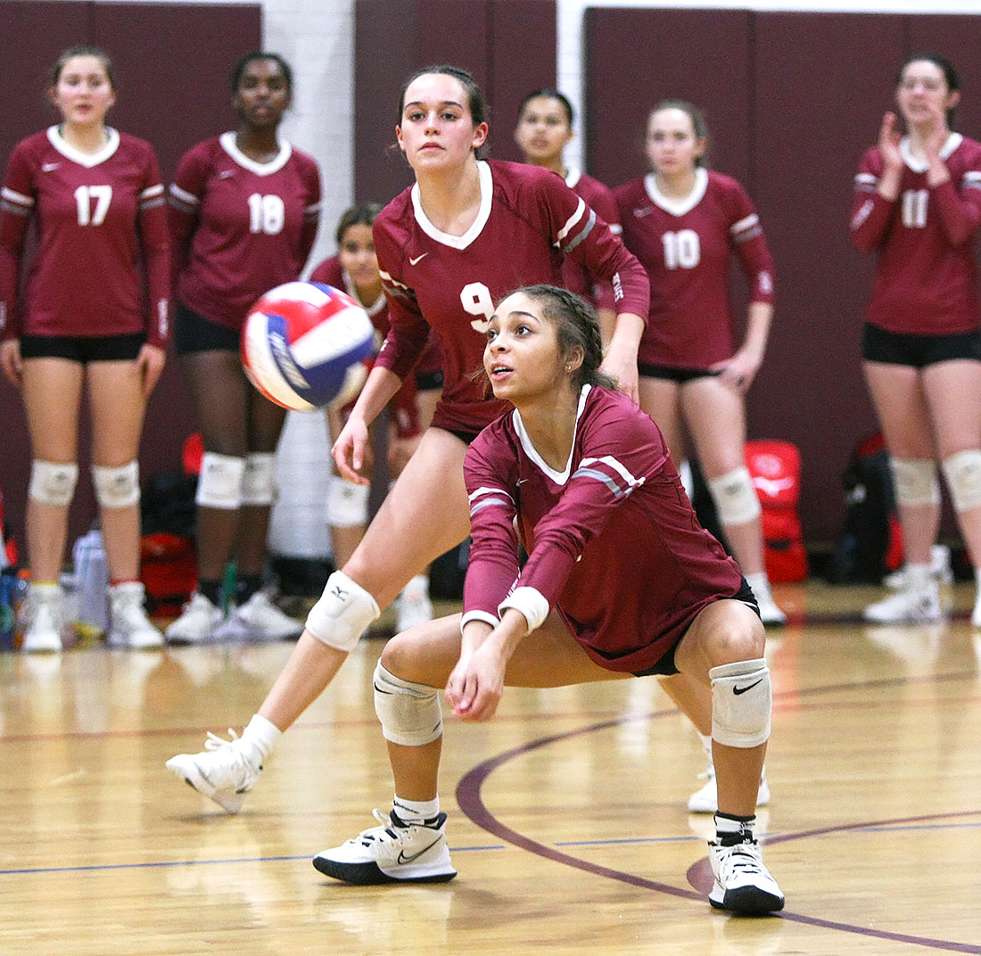 No. 4 Amherst Girls Volleyball Prevails After Five-set Thriller In D ...