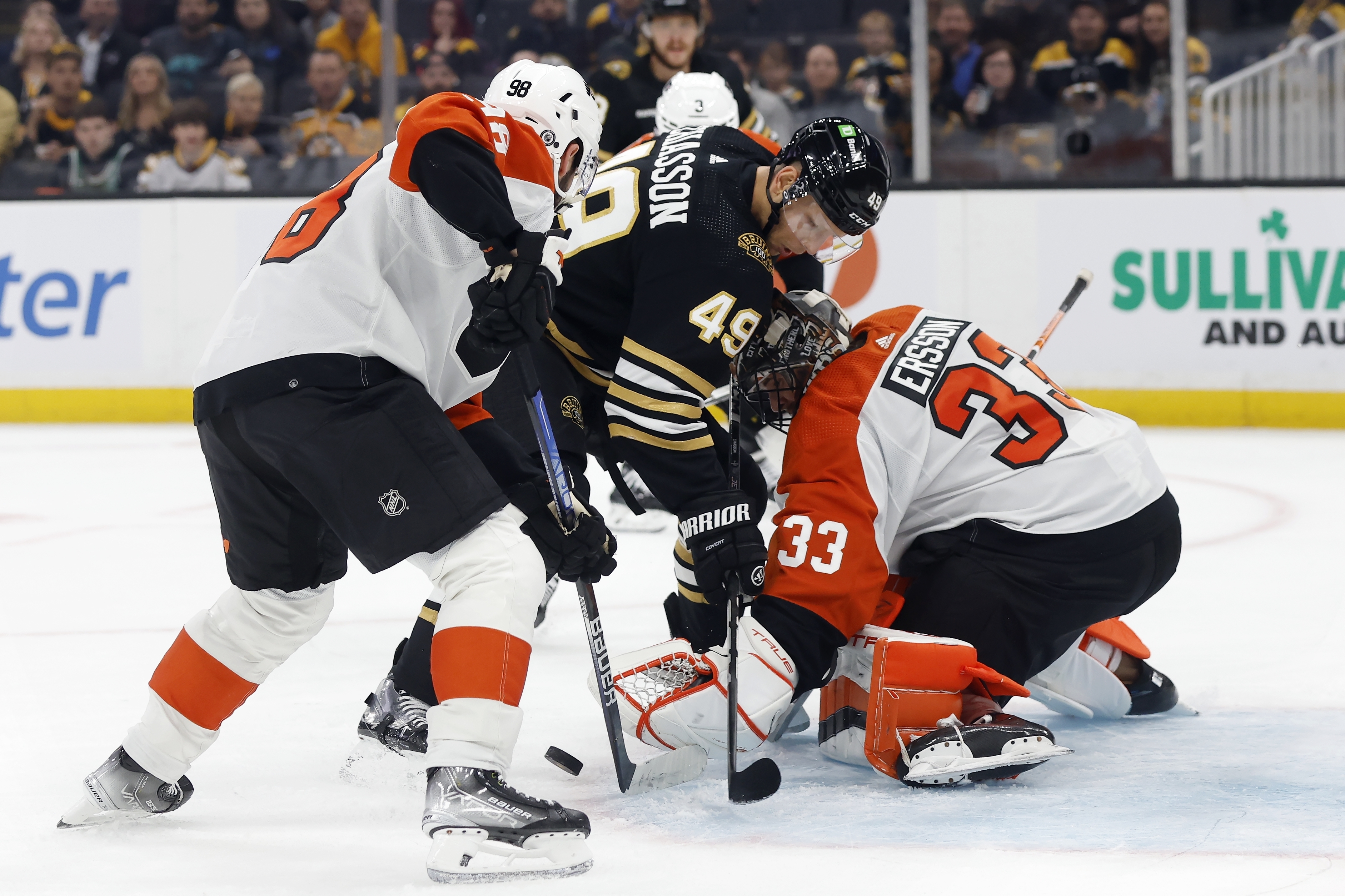 Travis Konecny scores twice as Flyers top Jackets in opener - The Rink Live