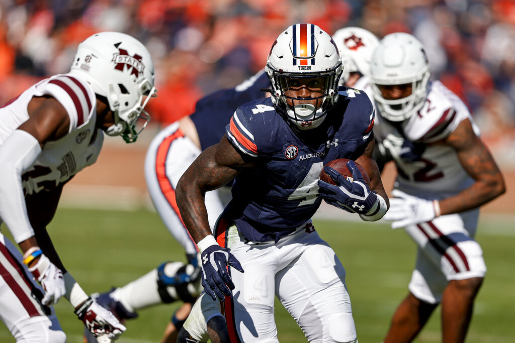 Tank Bigsby ties Bo Jackson record in Auburn football win vs Ole Miss