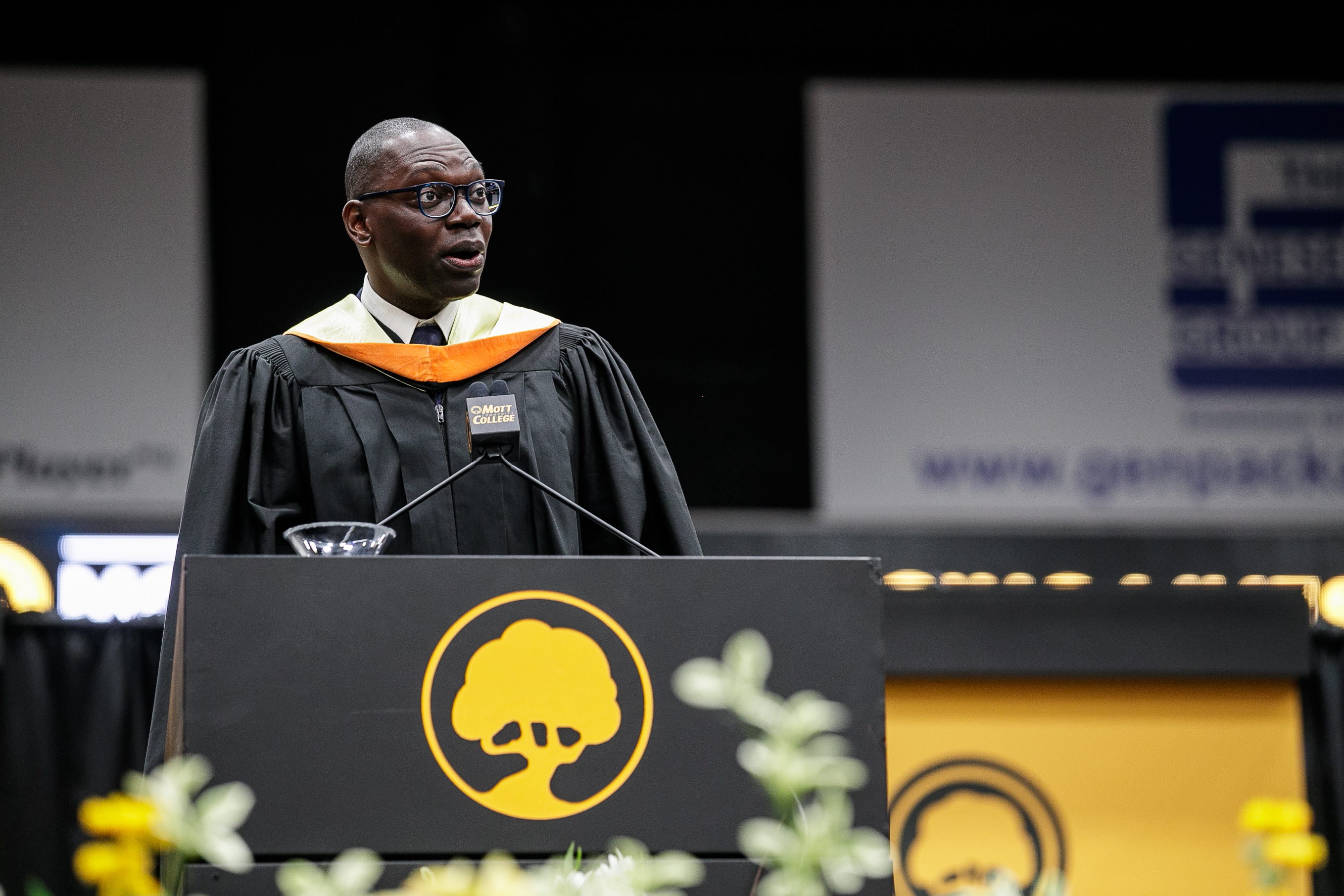 Nearly 400 graduates celebrate as Mott Community College hosts in ...