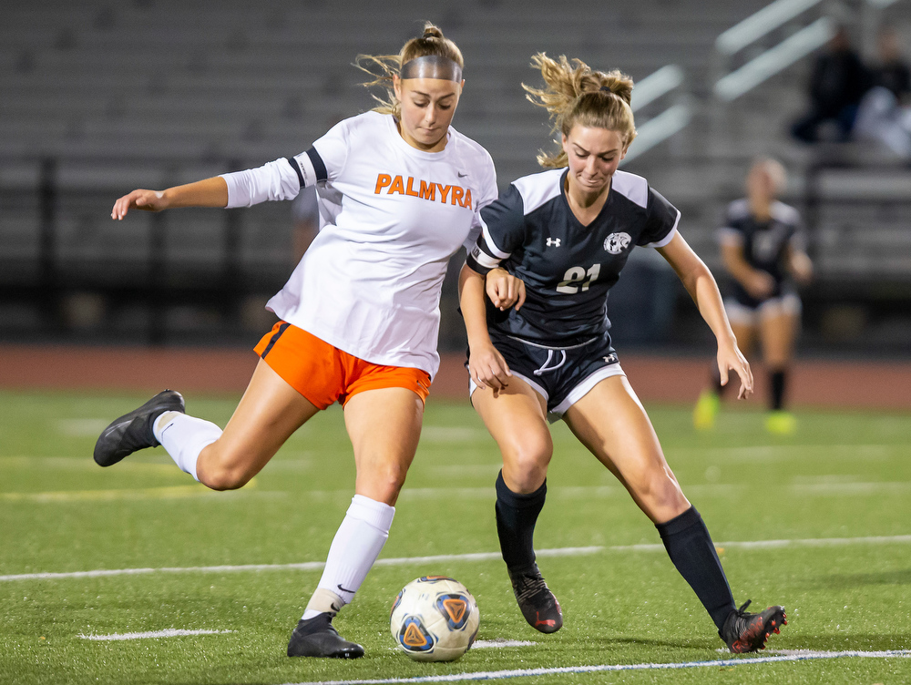 Palmyra vs CD East in girls high school soccer - pennlive.com