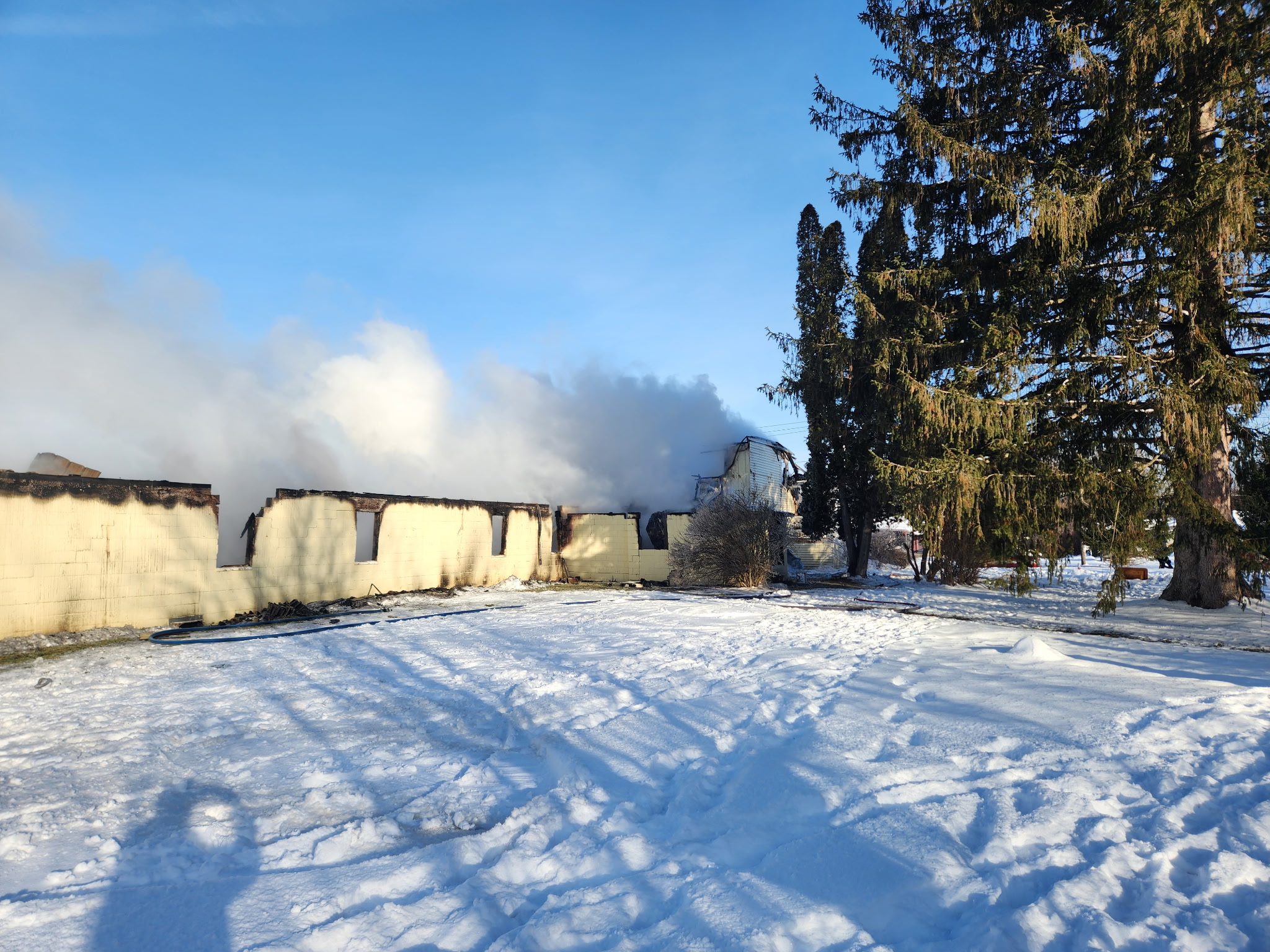 One person dies, one is in critical condition after Rome apartment