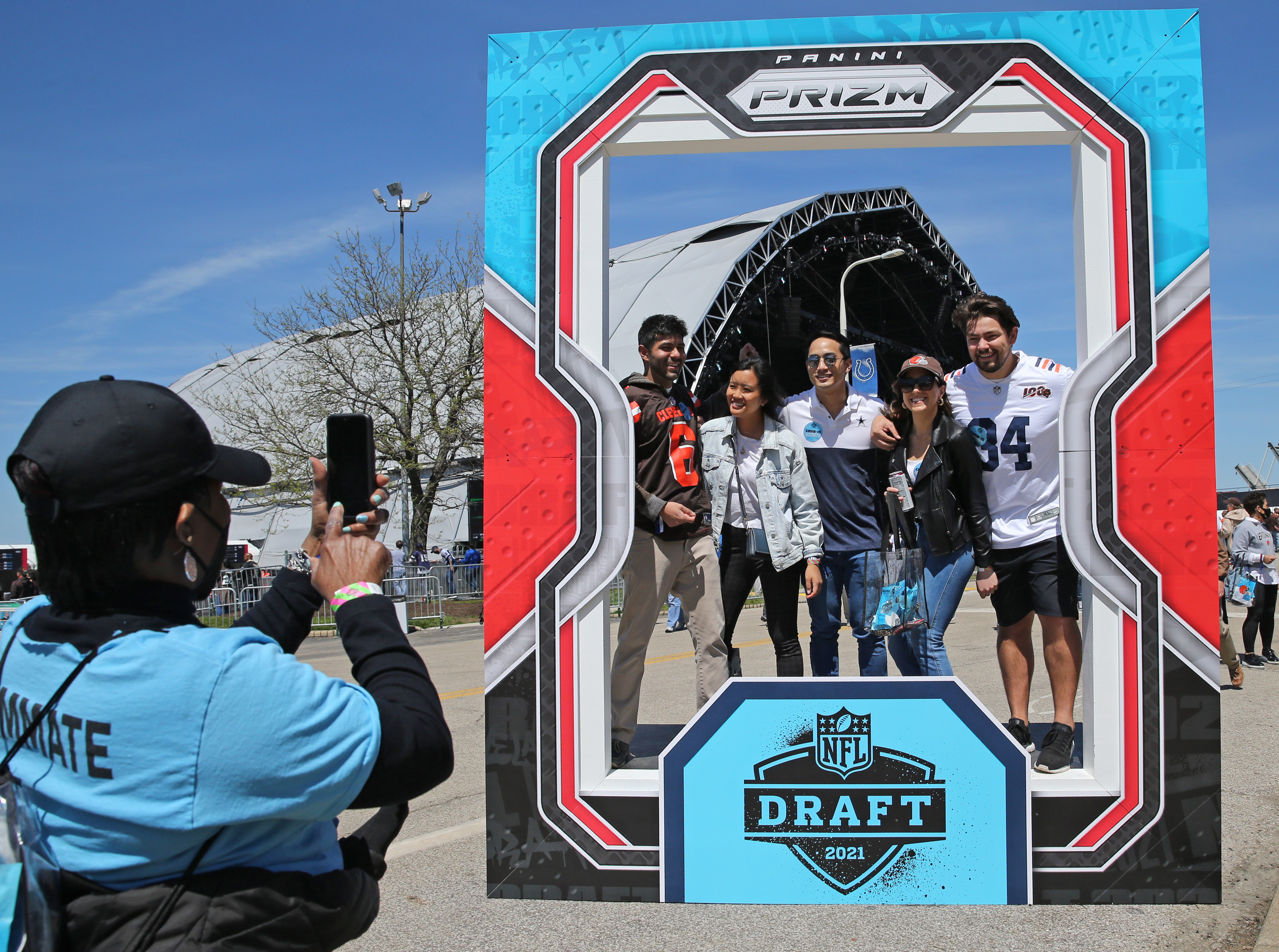 Fans enjoy final day of NFL Draft Experience with perfect Cleveland ...