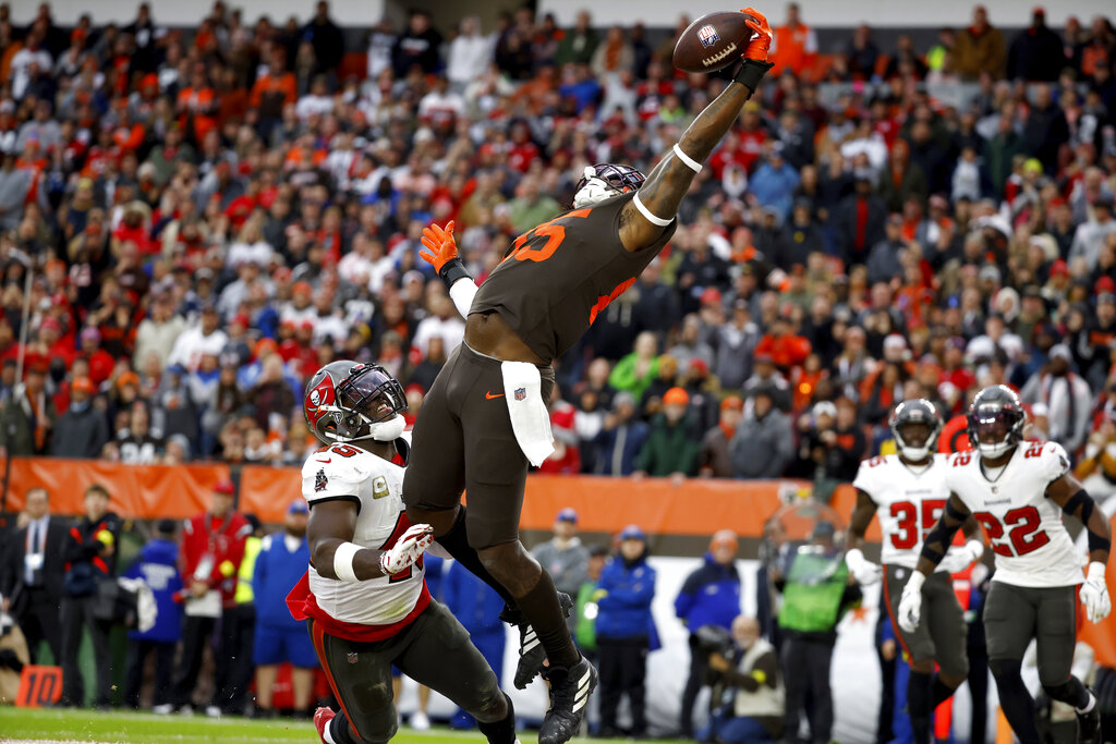 Cleveland Browns wide receiver Donovan Peoples-Jones (11) walks off of the  field at half time during an NFL football game against the Tampa Bay  Buccaneers, Sunday, Nov. 27, 2022, in Cleveland. (AP