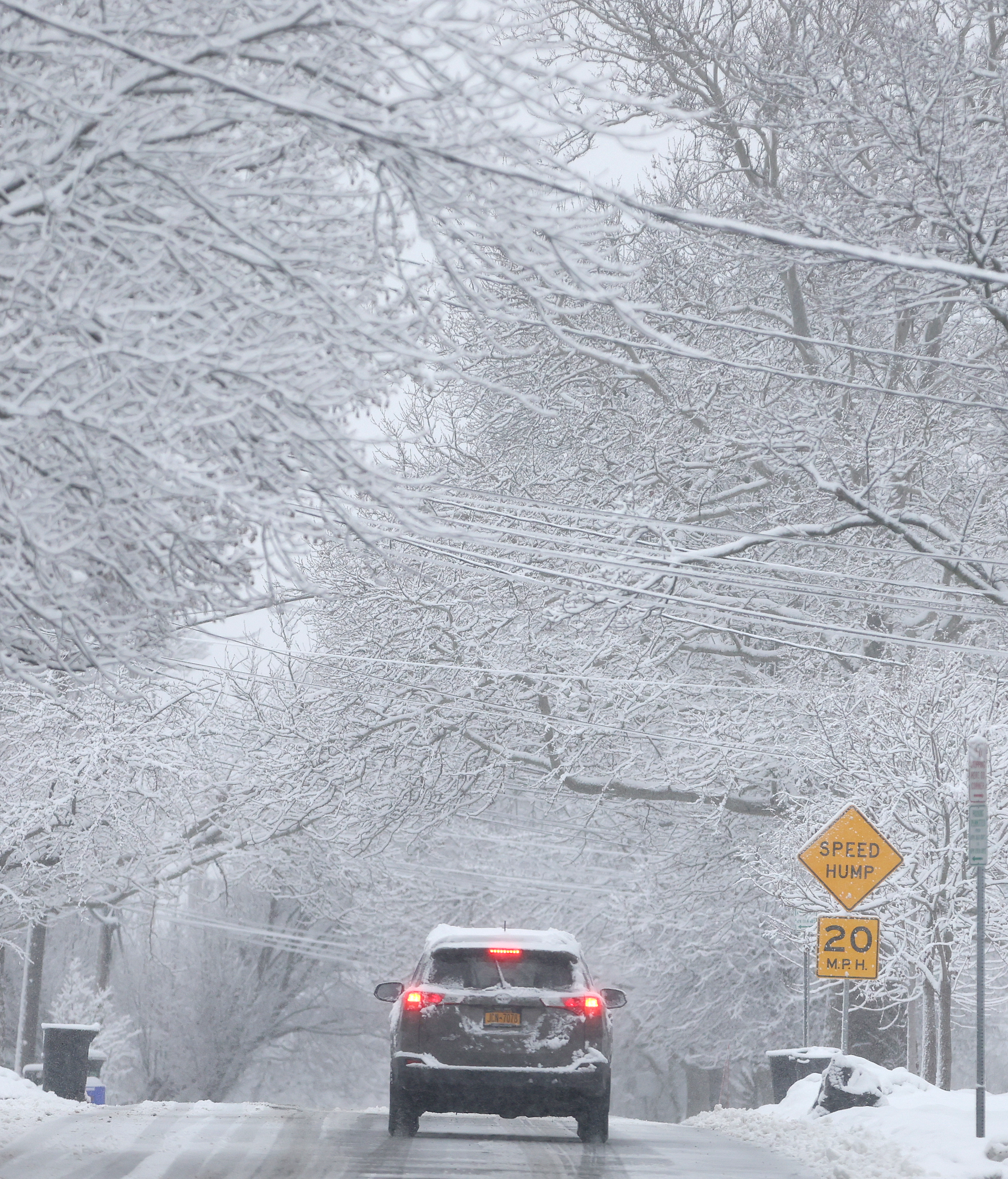 Heavy wet snow blankets most of CNY - syracuse.com
