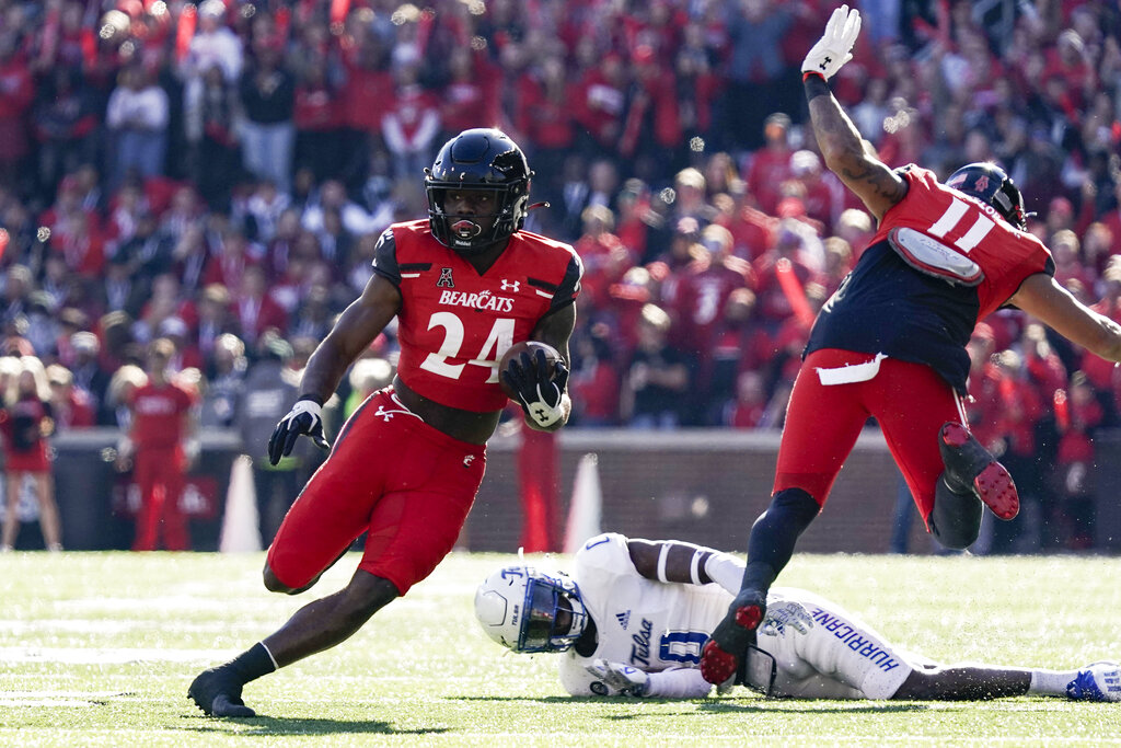 Browns select RB Jerome Ford of Cincinnati with pick No. 156 in the NFL  Draft 