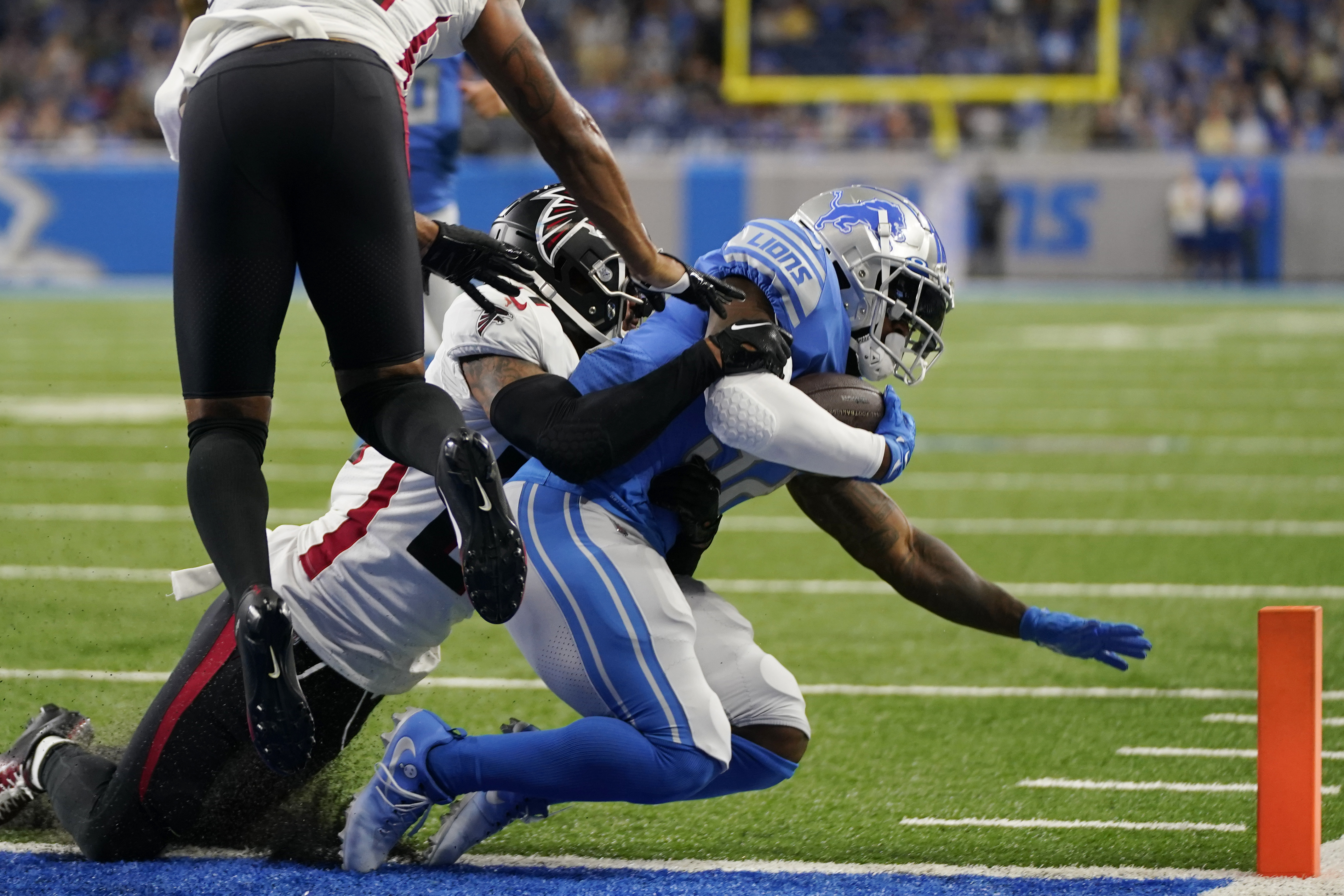 Falcons: Marcus Mariota hasn't silenced calls for Desmond Ridder