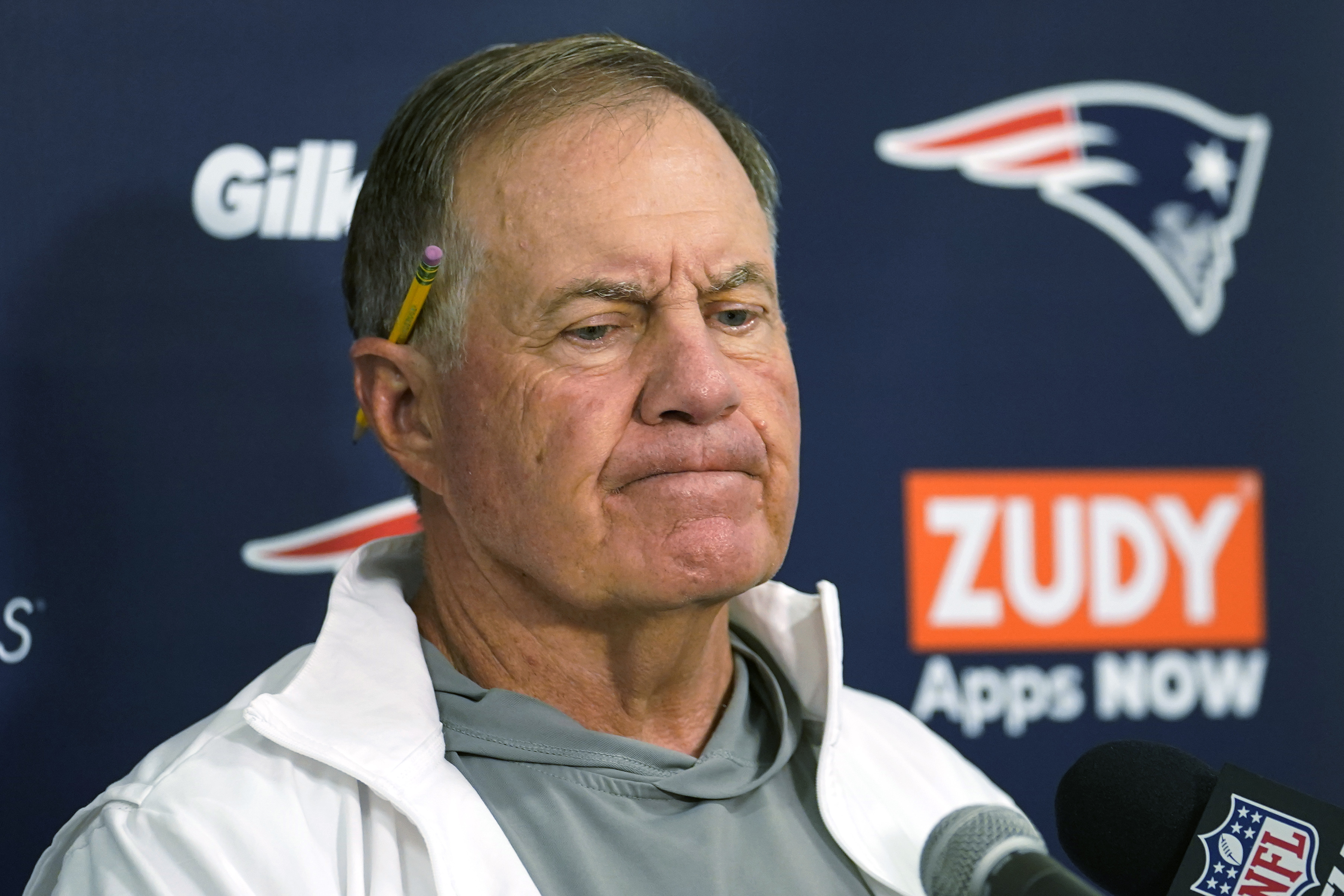 Bill Belichick downplays Bills playoff rematch, but momentum is