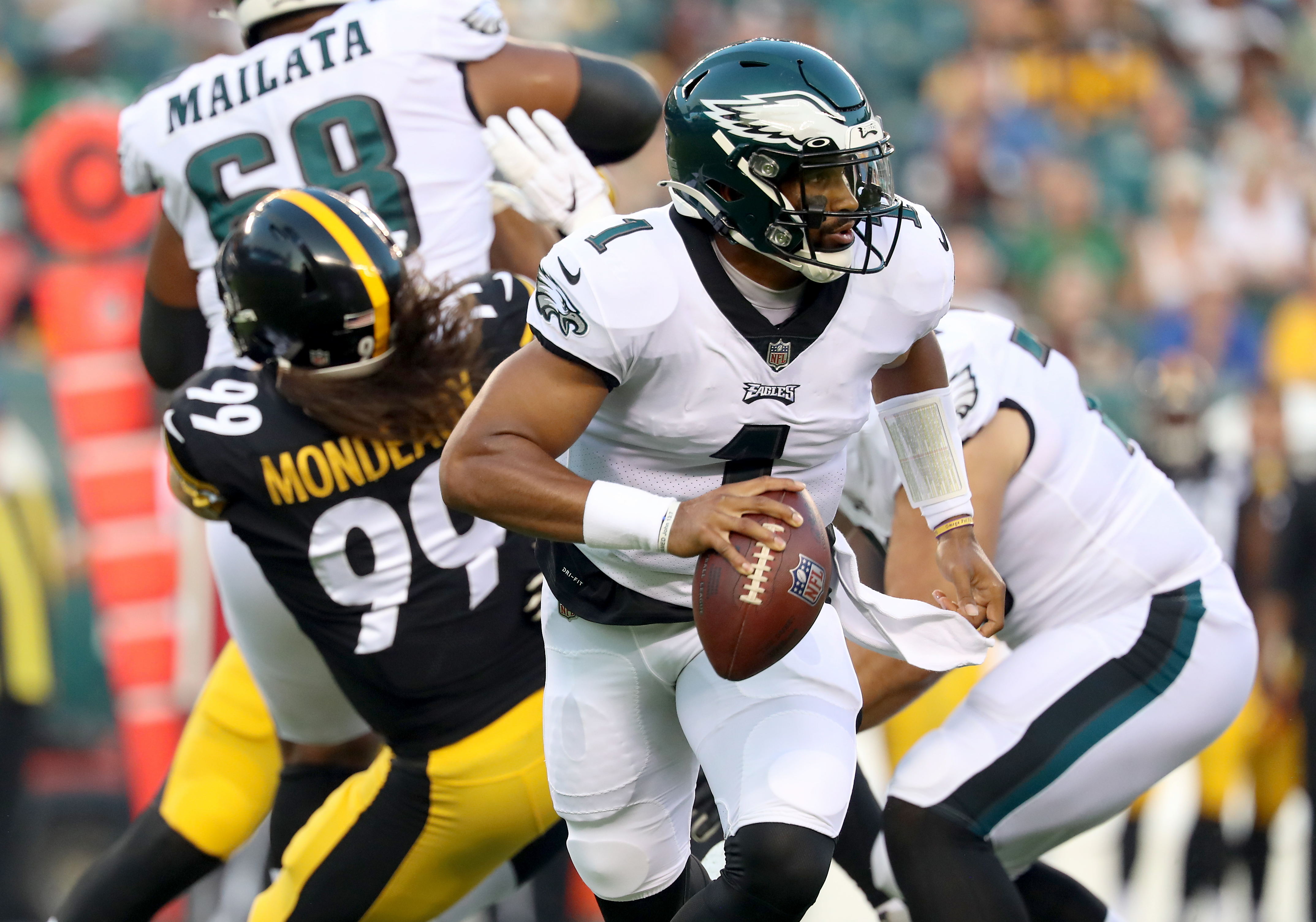 Philadelphia Eagles' Jalen Hurts shows his improvement in win over Steelers