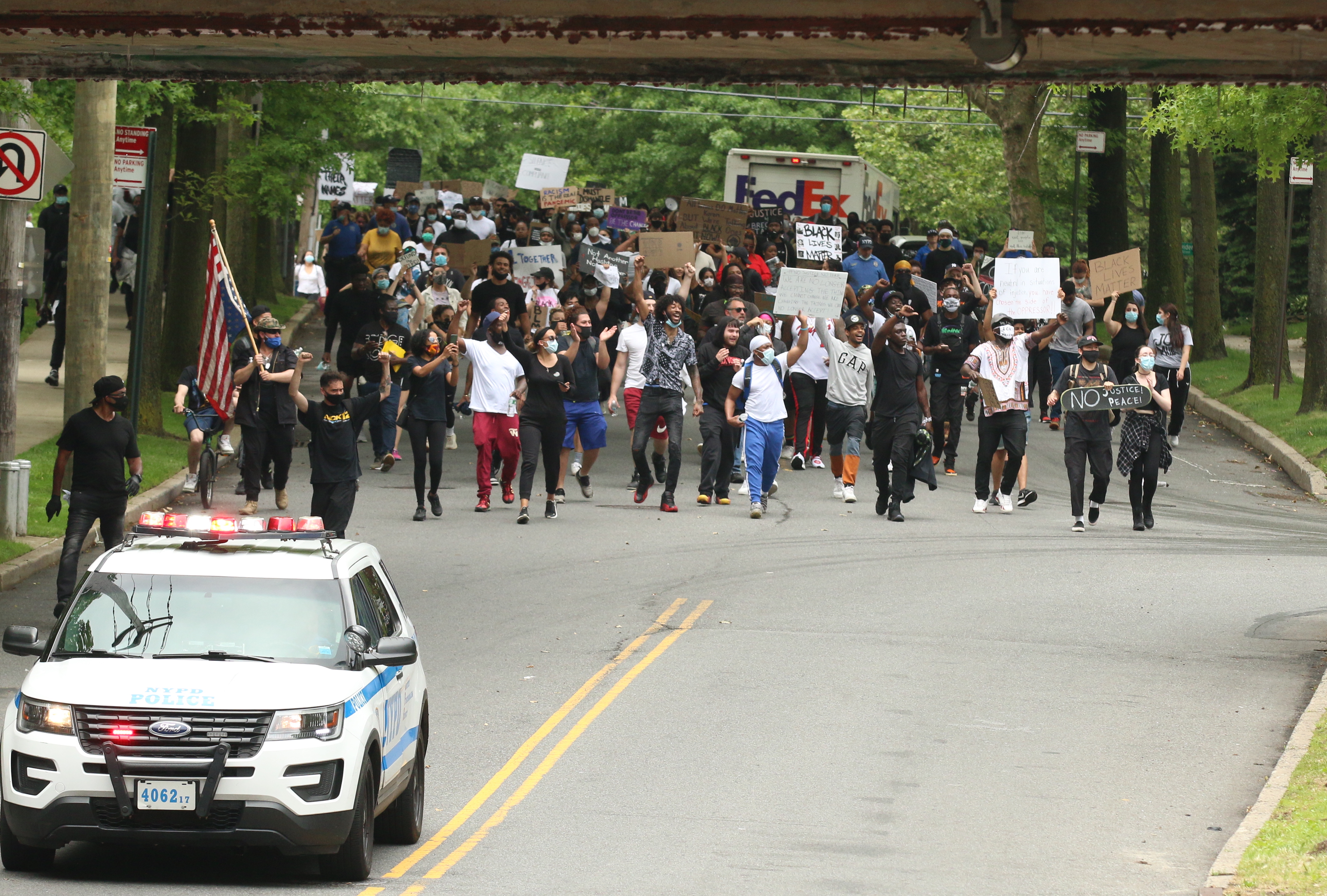 Peaceful marching continues along Hylan Boulevard southbound to the 122 precinct.  (Staten Island Advance/Jan Somma-Hammel)