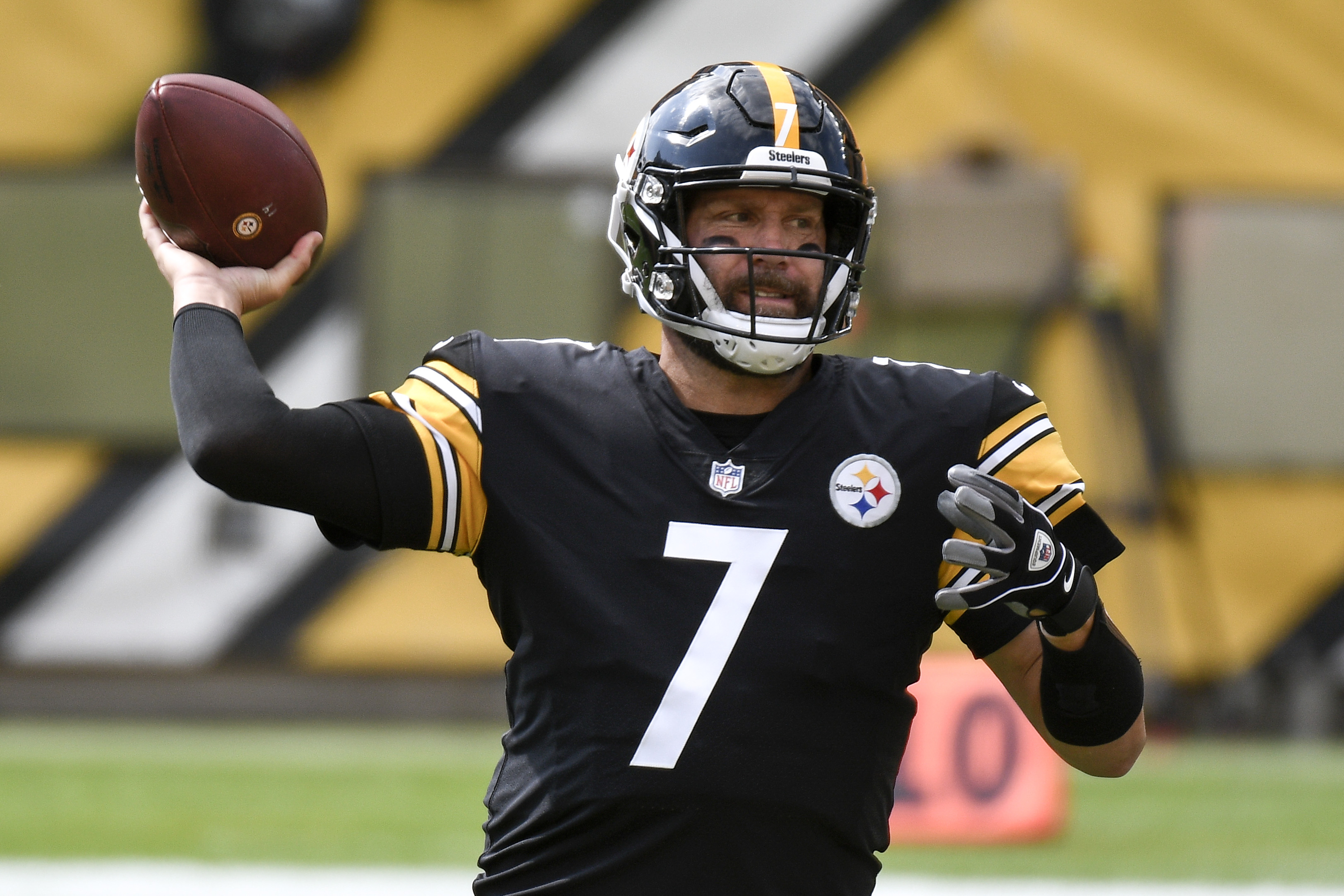 News & Notes: Calais Campbell Says Ben Roethlisberger Is Better Than Ever