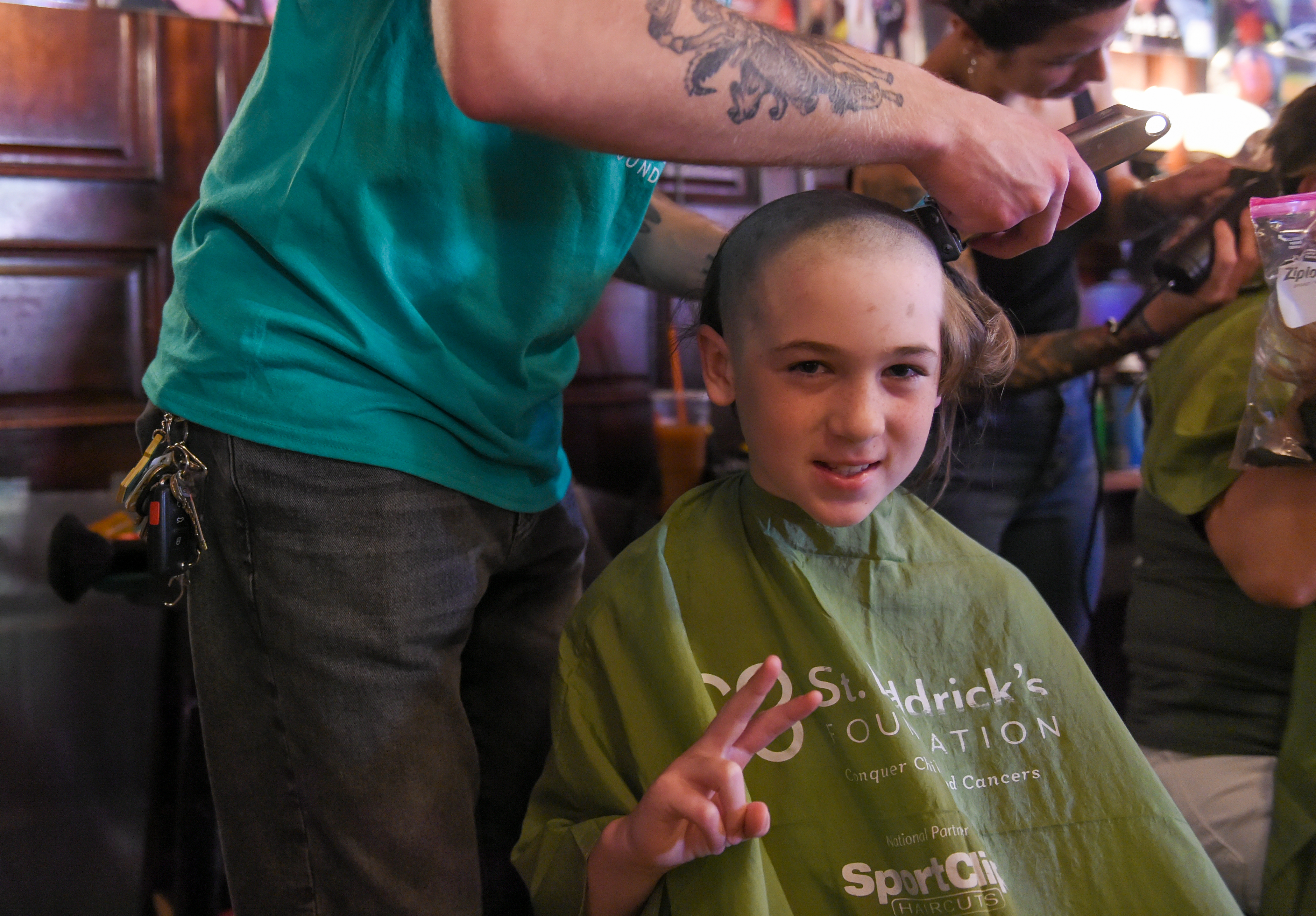 Morning Marquee: Chicago Cubs shave their heads bald to support cancer  research