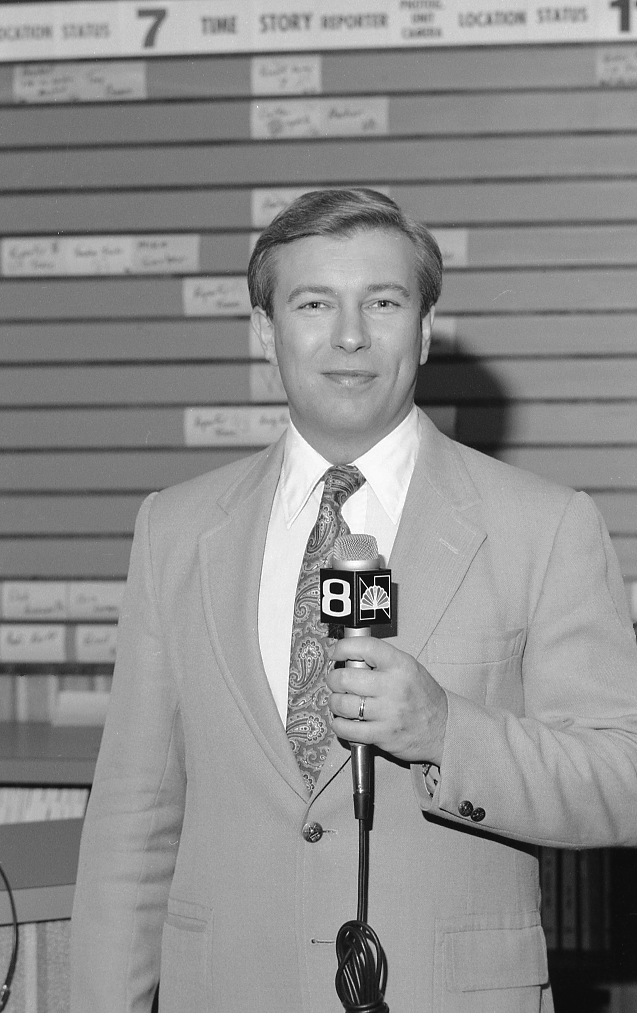 Longtime TV anchorman at 2 Pa. stations dies 