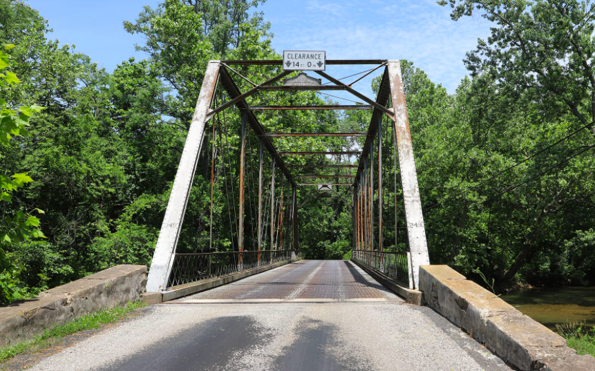 Bridge connecting central Pa. counties permanently closes after 123 years