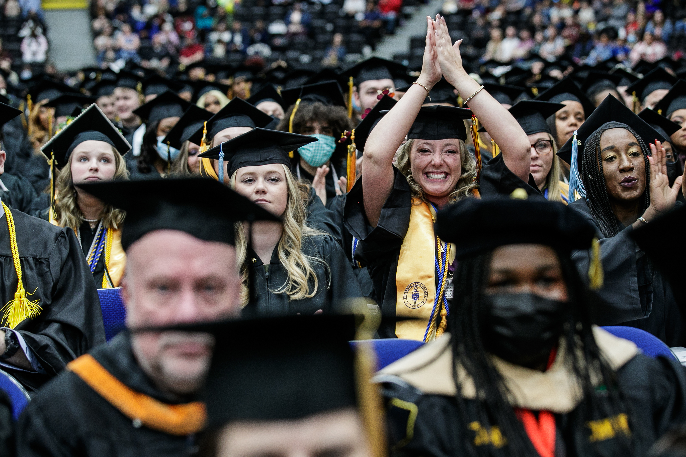 Nearly 400 graduates celebrate as Mott Community College hosts in ...