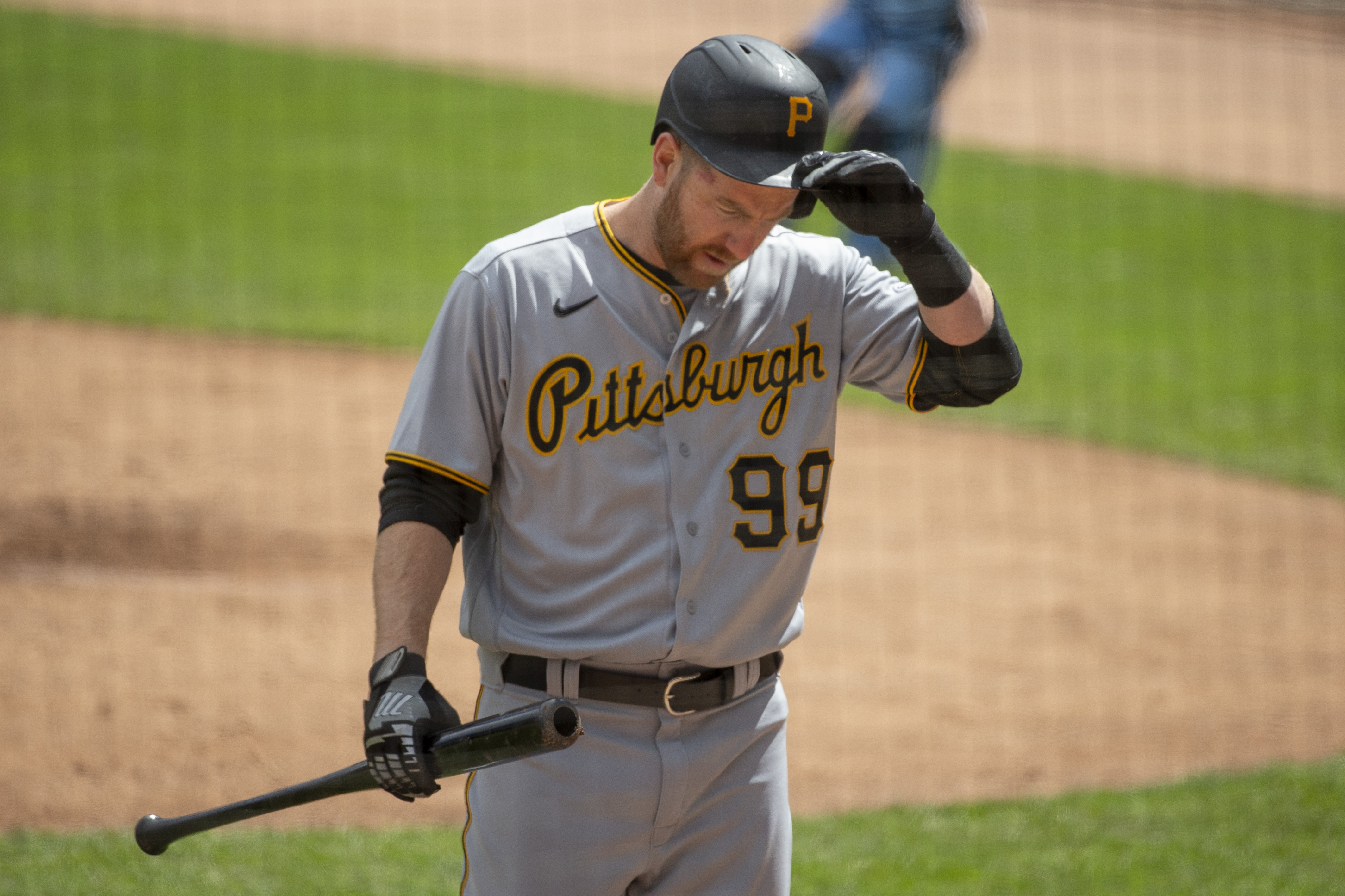 MLB rumors: Pirates re-sign ex-Yankees, Mets, Rutgers star Todd Frazier to  minor-league deal 