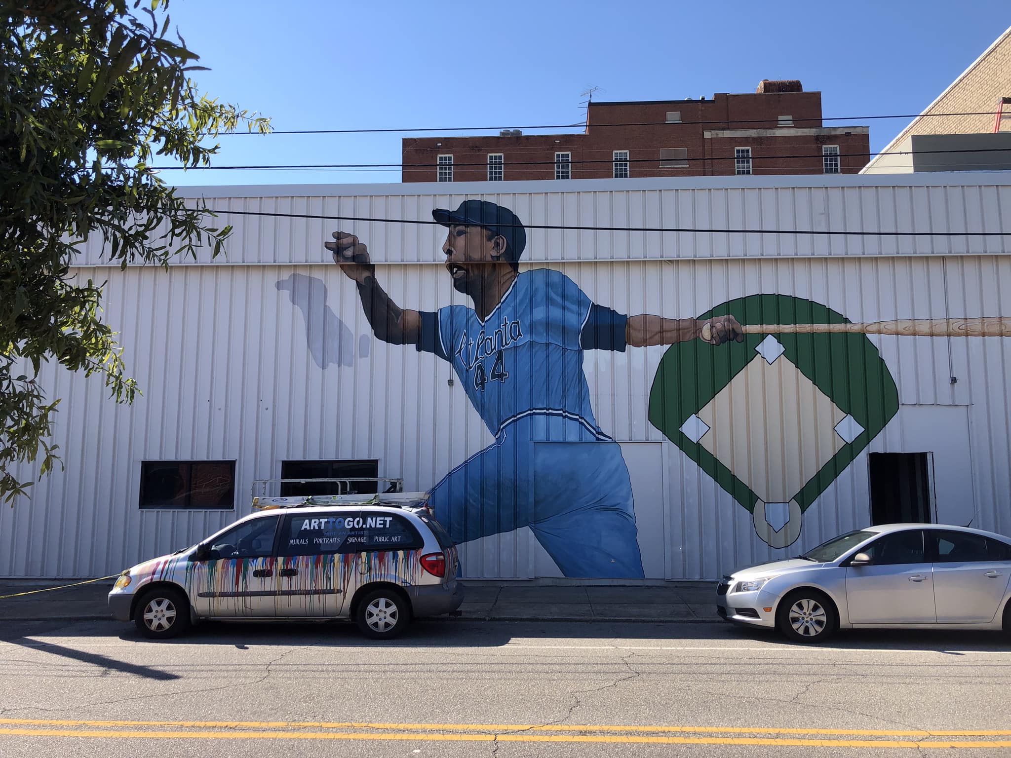 Hank Aaron's Childhood Home Is Small but Nicely Repurposed to Honor the  Native Son