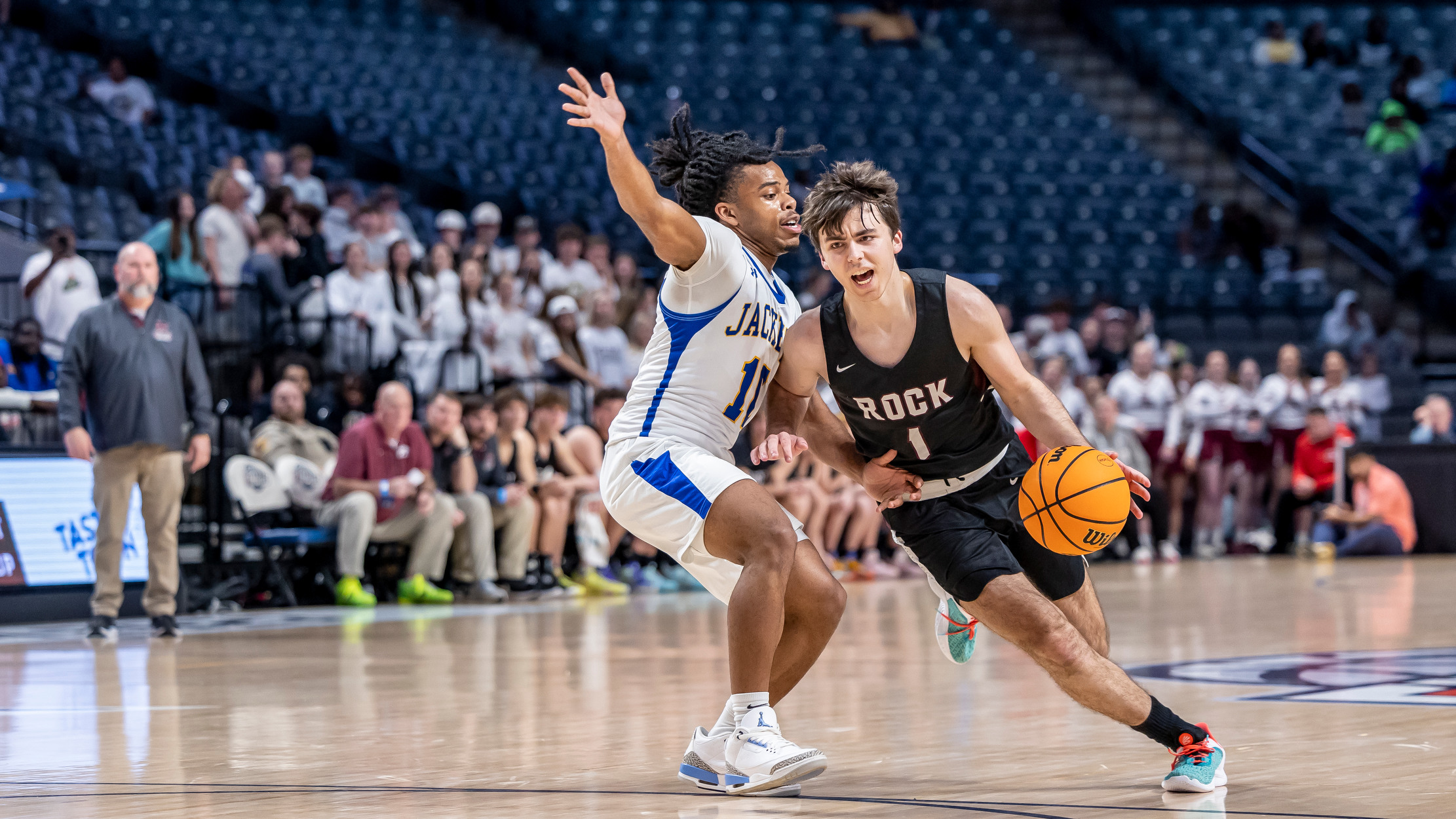 AHSAA 2A boys semifinal: Aliceville vs. Sand Rock 