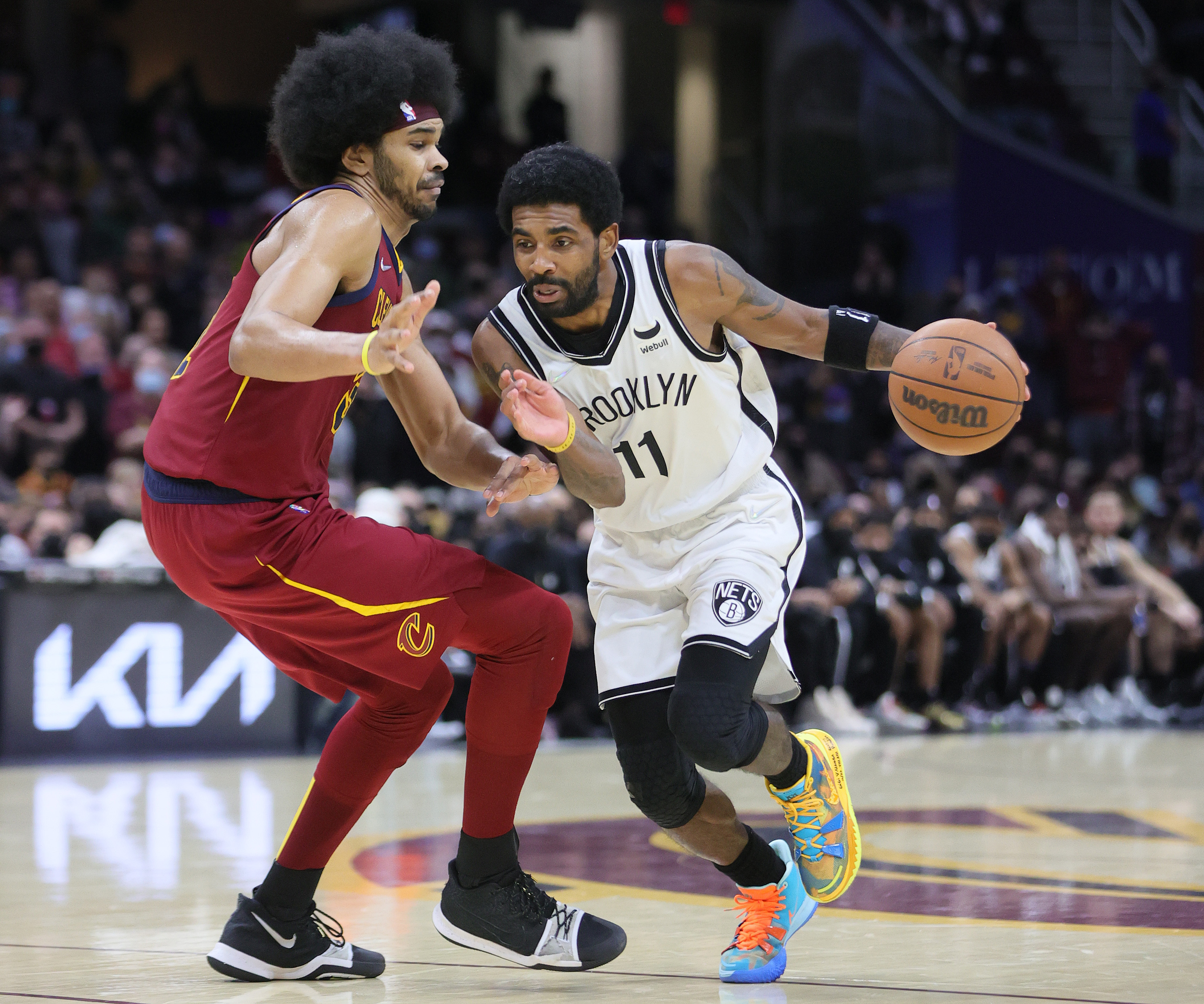Kyrie Irving responds to heckling Cavs fan: 'Got y'all a
