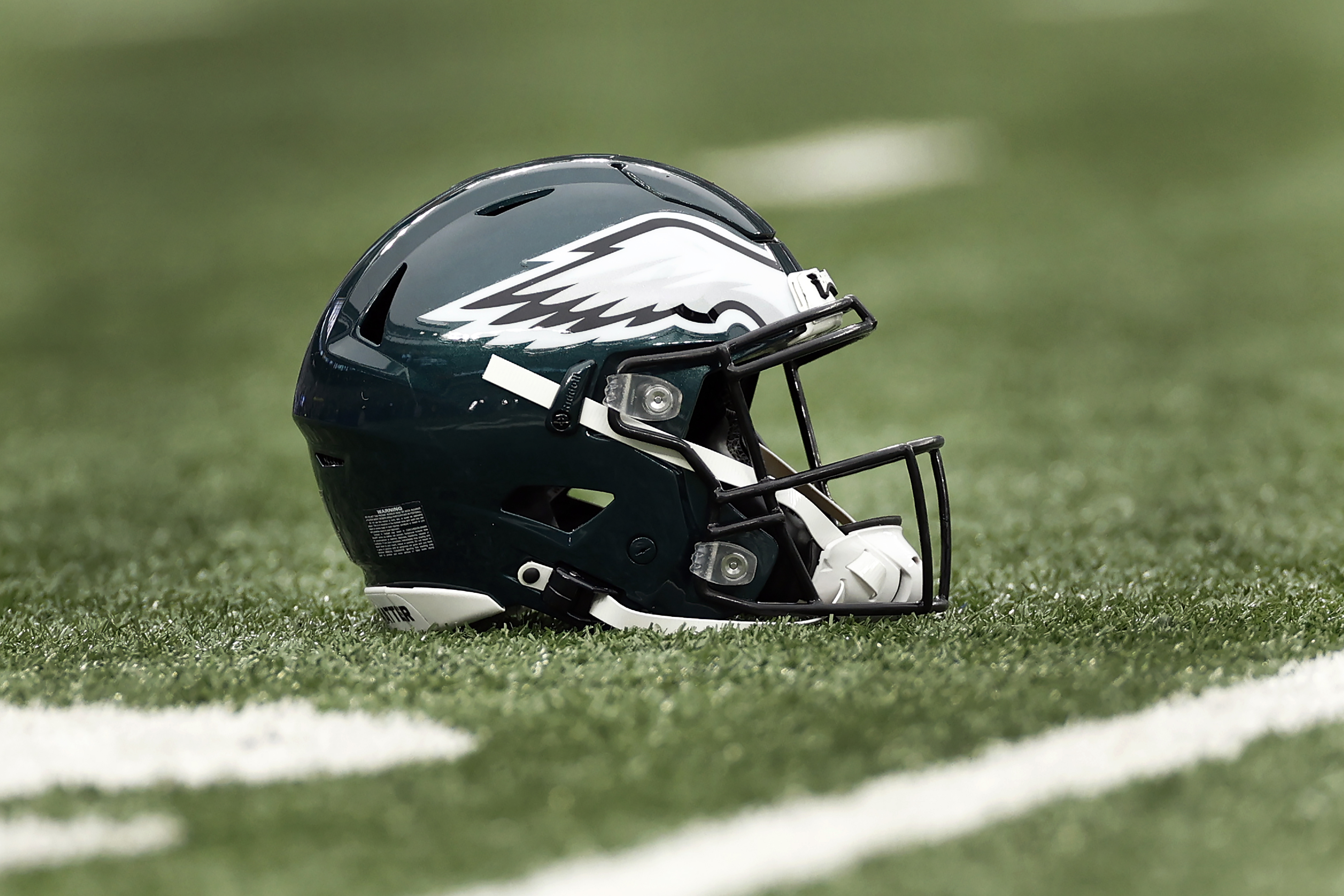 Former Philadelphia Eagles Super Bowl champion defender announces