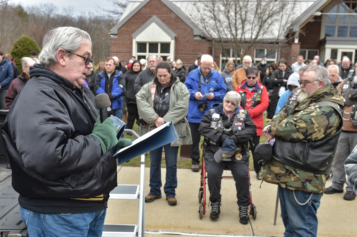 Wreaths Across America at Veterans Memorial Cemetery in Agawam ...
