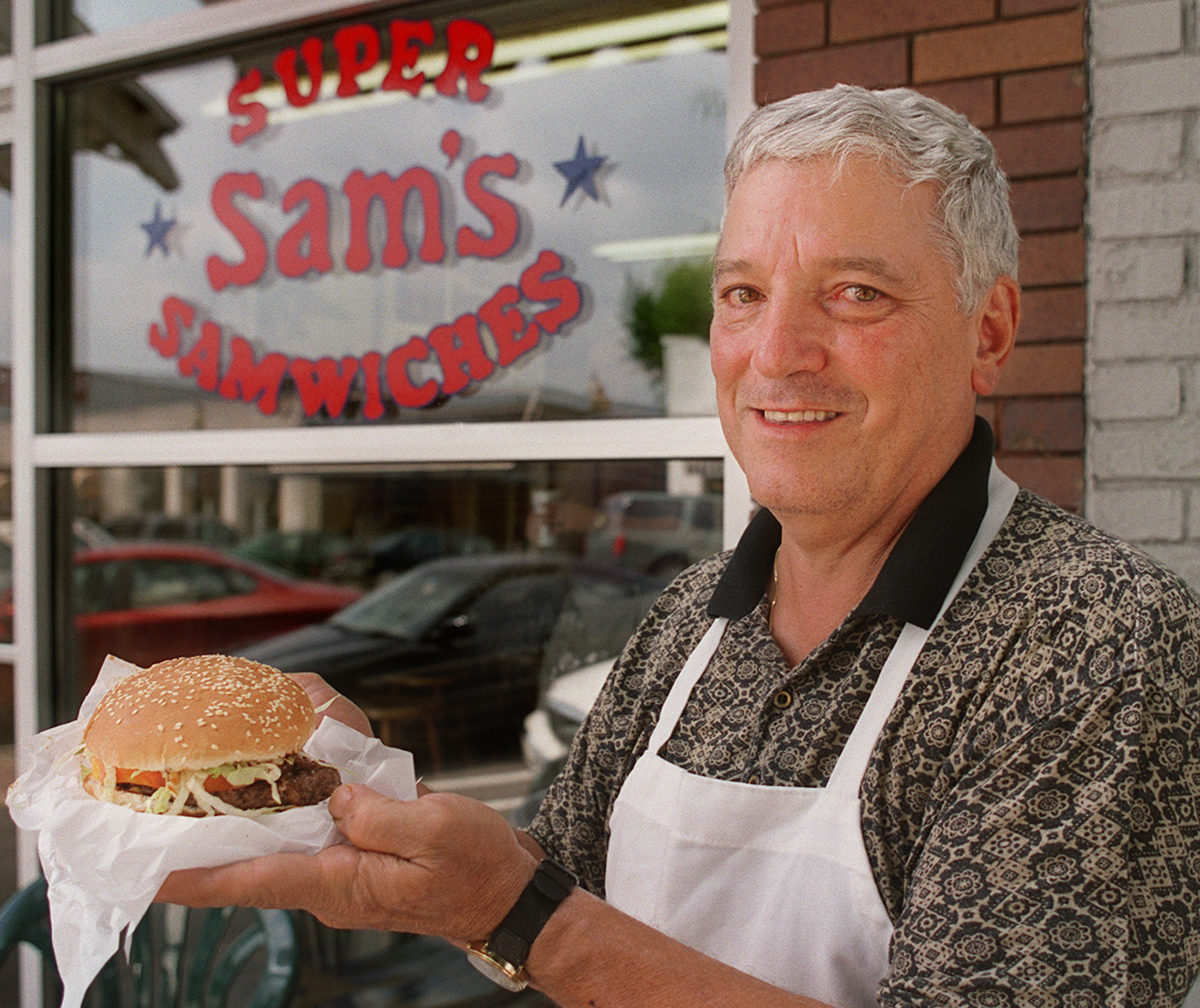 Alabama Hot Dog Legend Sammy Graphos Of Homewood S Sam S Super Samwiches Dead At 79 Al Com